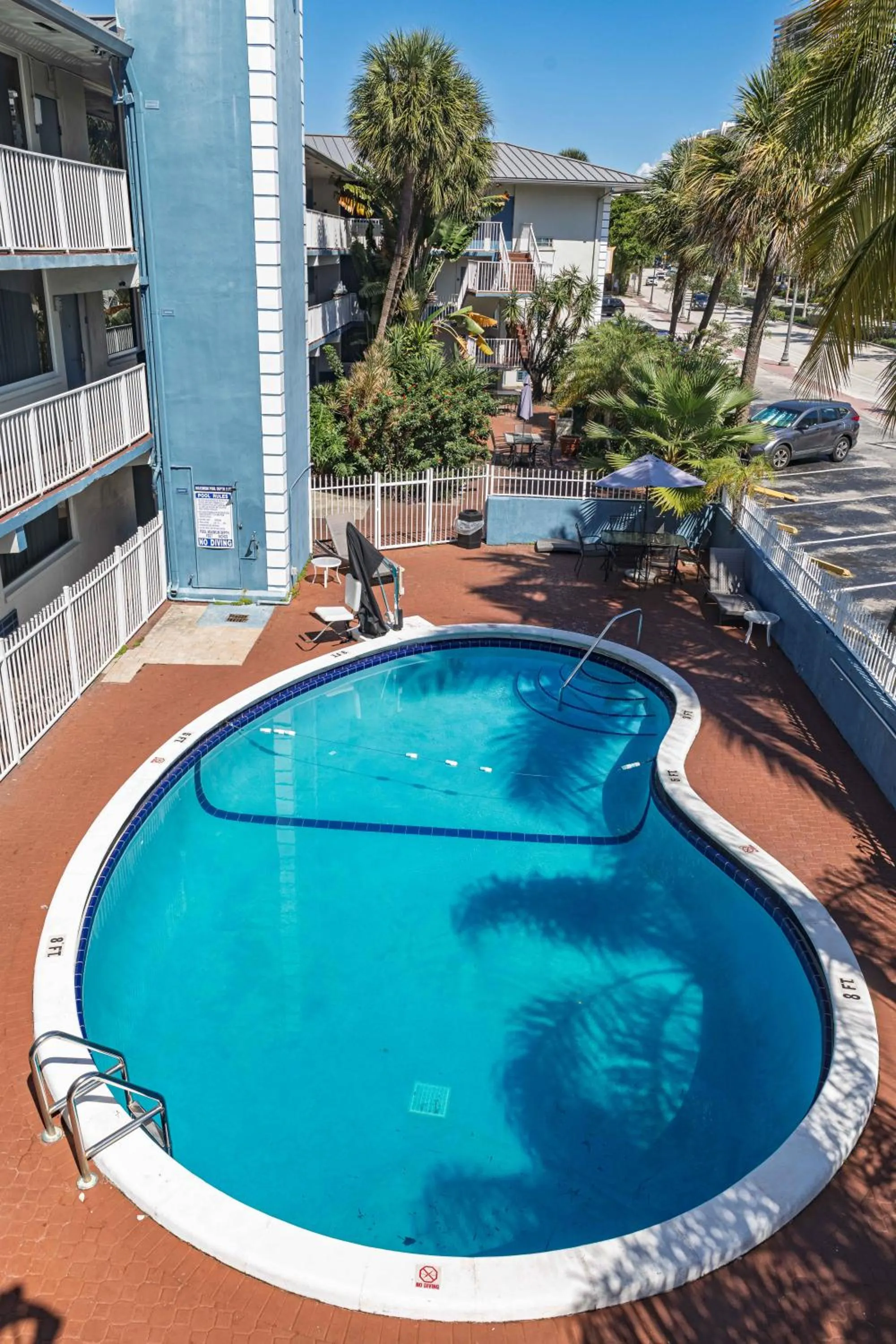 Pool view in Ocean Reef Hotel