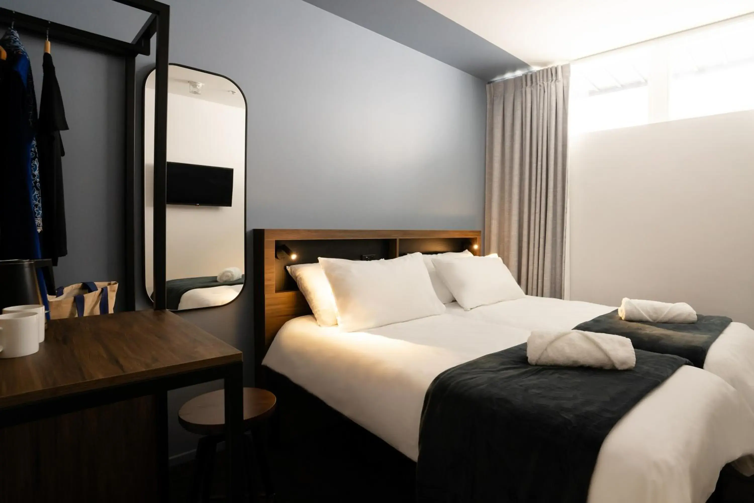 Twin Room with Private Bathroom in Haka House Auckland City Twin Room with Private Bathroom in Haka House Auckland City