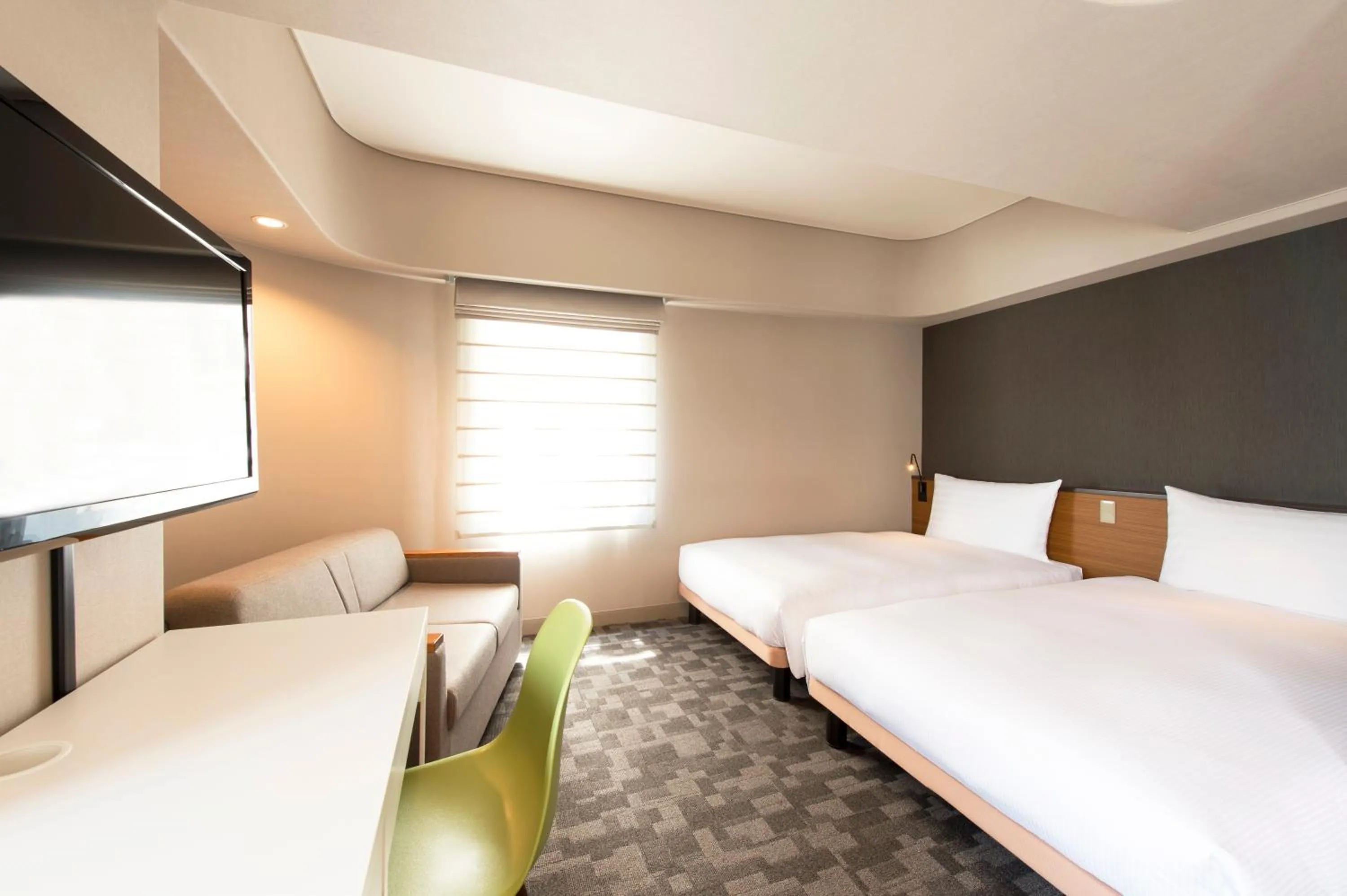 Photo of the whole room, Bed in Agora Place Tokyo Asakusa