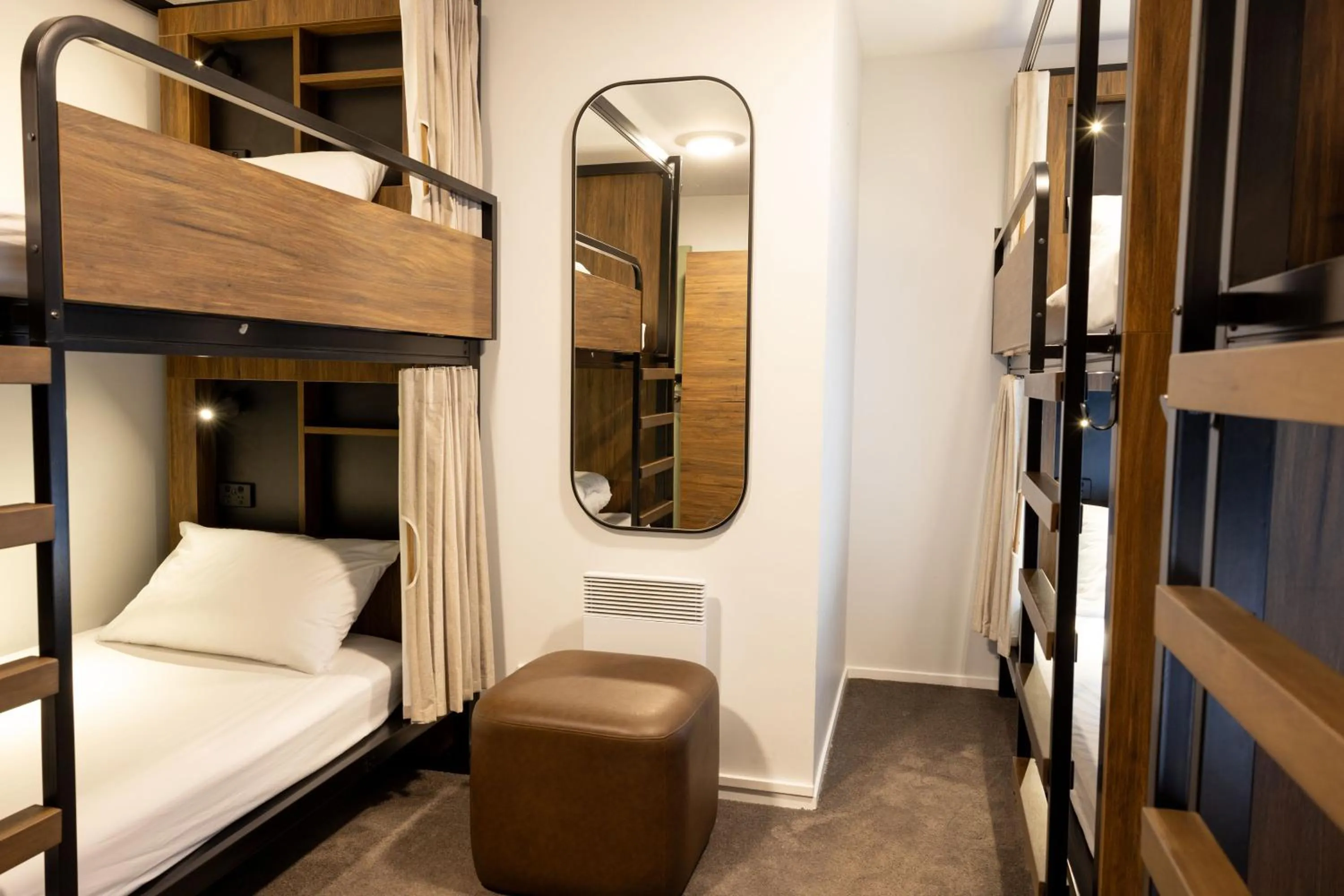 Photo of the whole room, Bed in Haka House Queenstown Lakefront