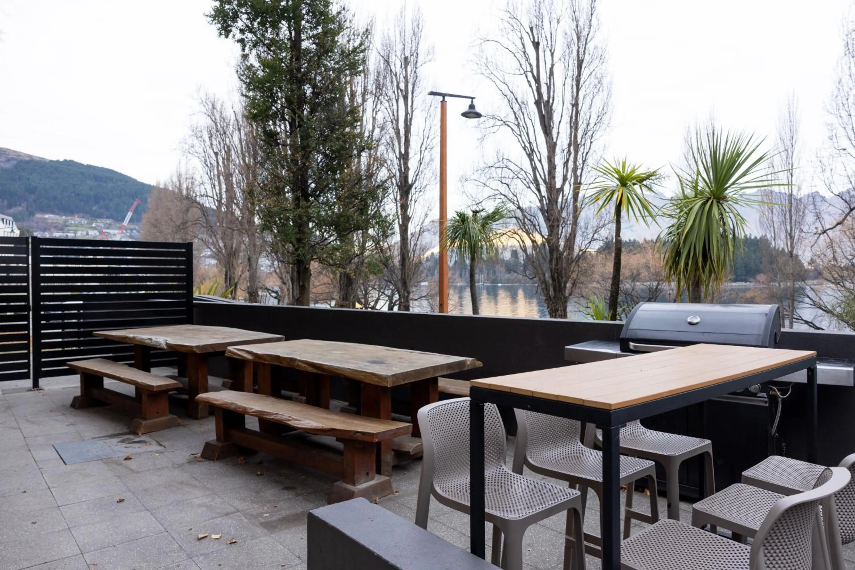 Natural landscape in Haka House Queenstown Lakefront