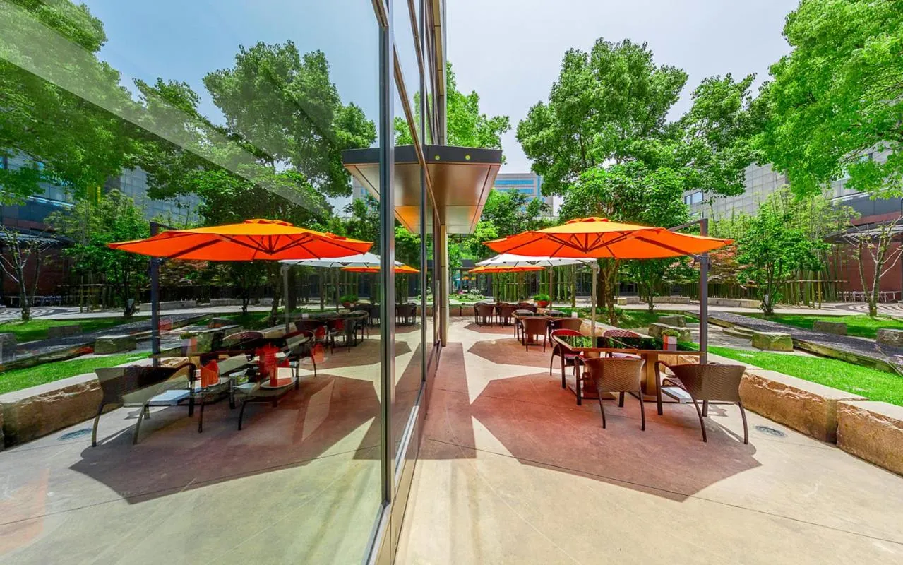 Garden in Shanghai Parkyard Hotel