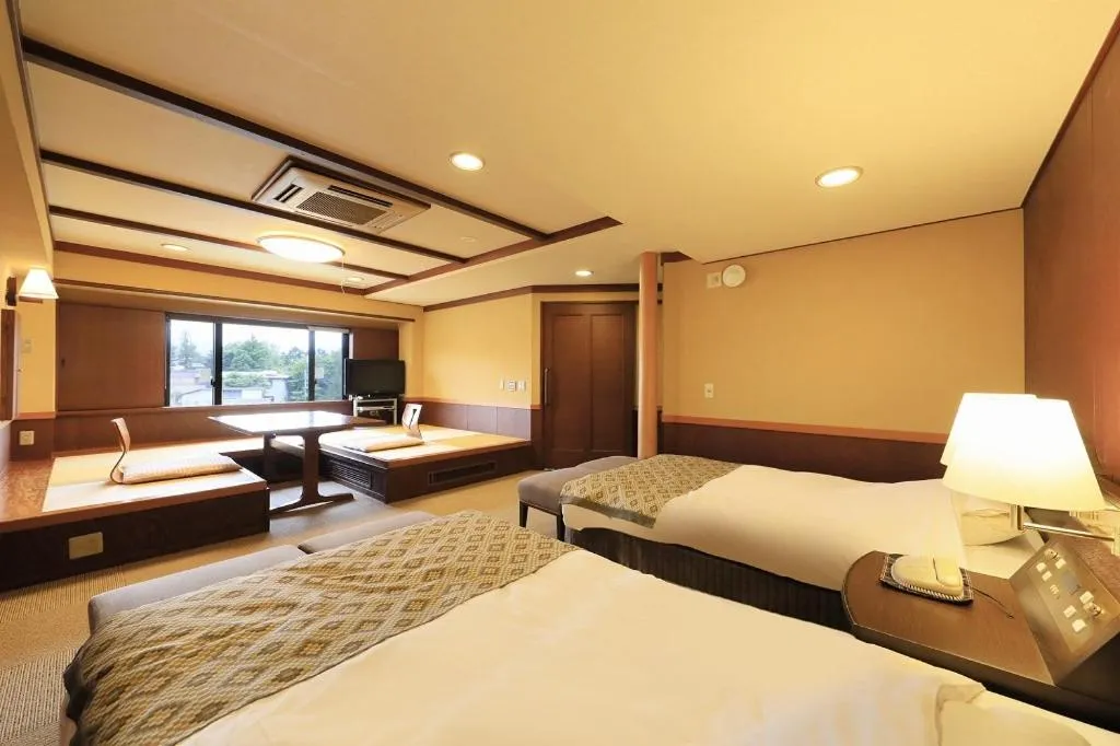 Deluxe Room with Tatami Area and Mt. Fuji View - East Building - Non-Smoking in Fuji Lake Hotel