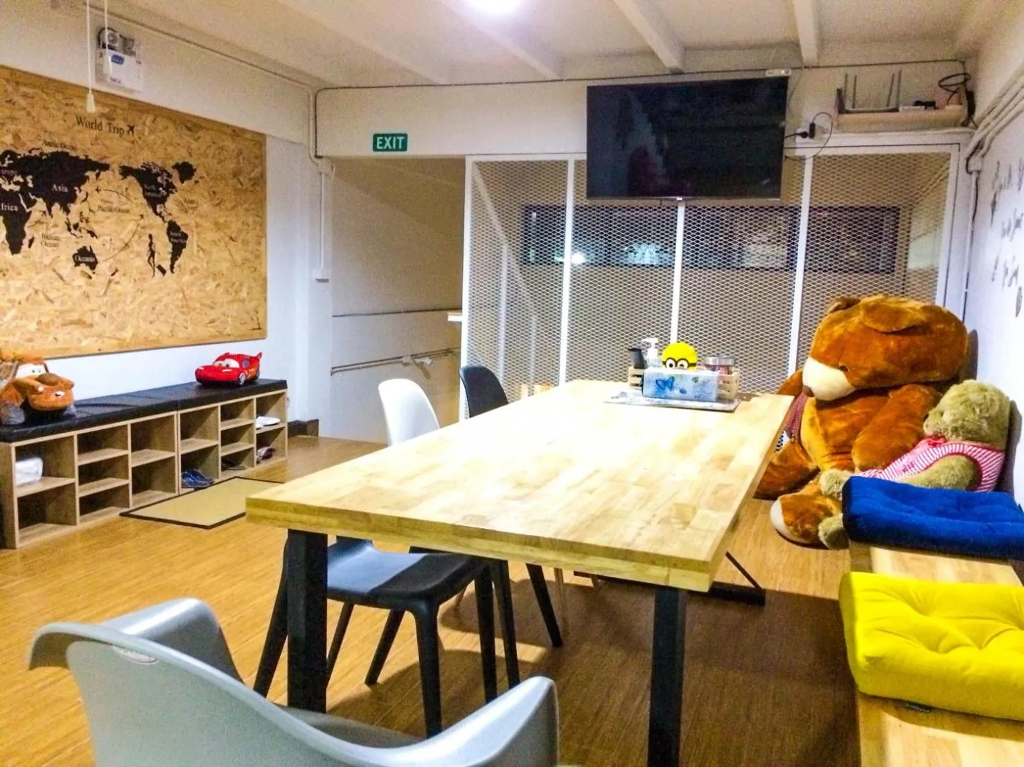 Communal lounge/ TV room in Stay In Chiangrai