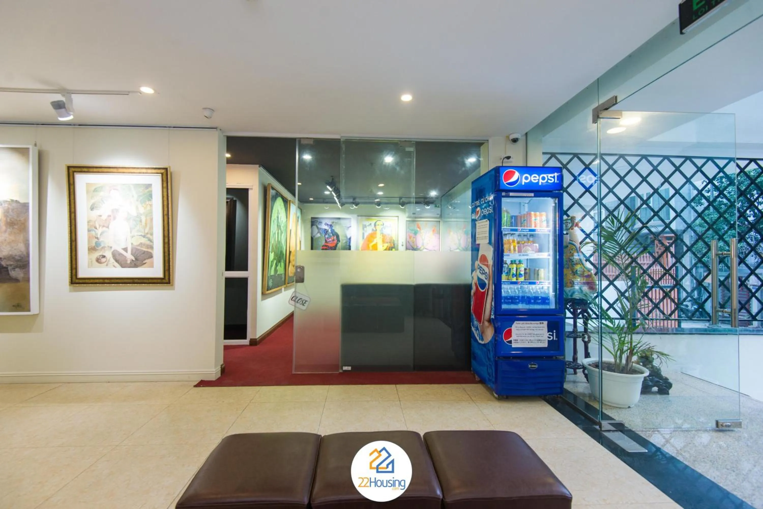 On-site shops in 22Housing luxury Hotel & Residence 39 Linh Lang