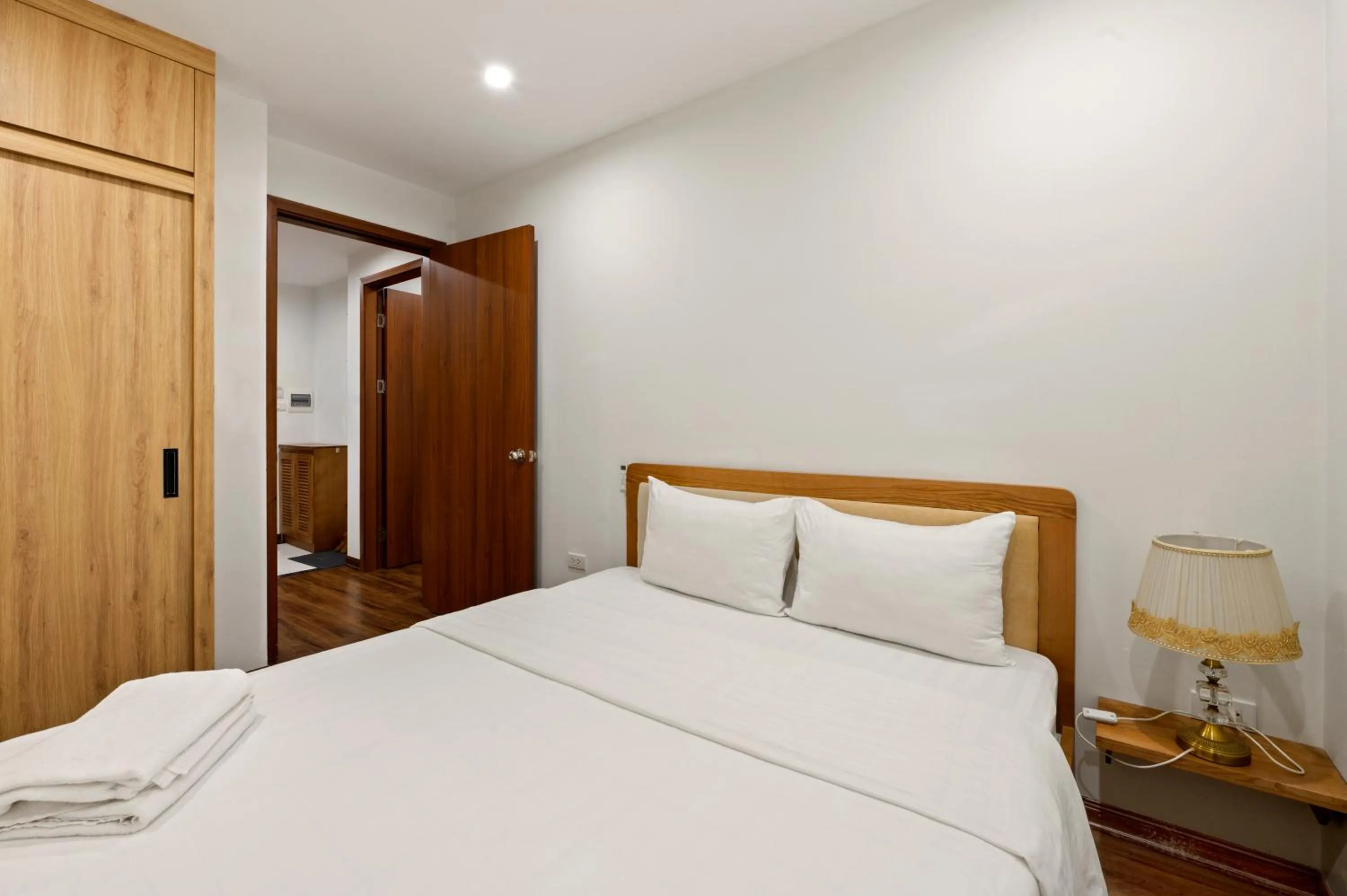 Bed in 22Housing luxury Hotel & Residence 39 Linh Lang