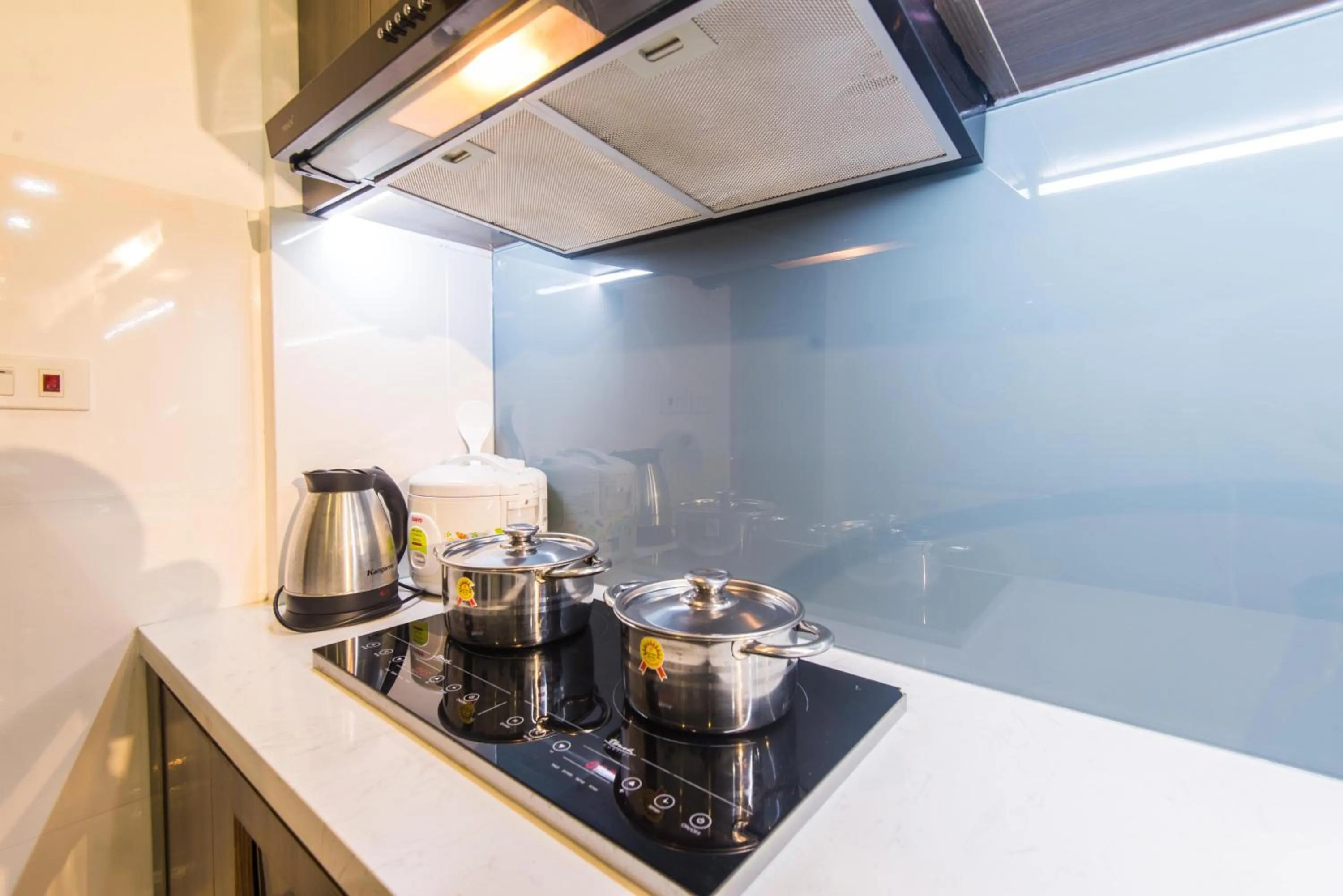Kitchen or kitchenette in 22Housing luxury Hotel & Residence 39 Linh Lang