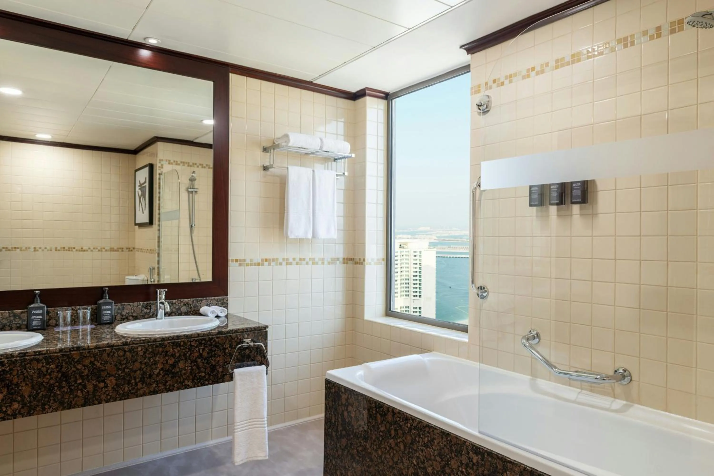 Bathroom in Sheraton The Walk, Dubai