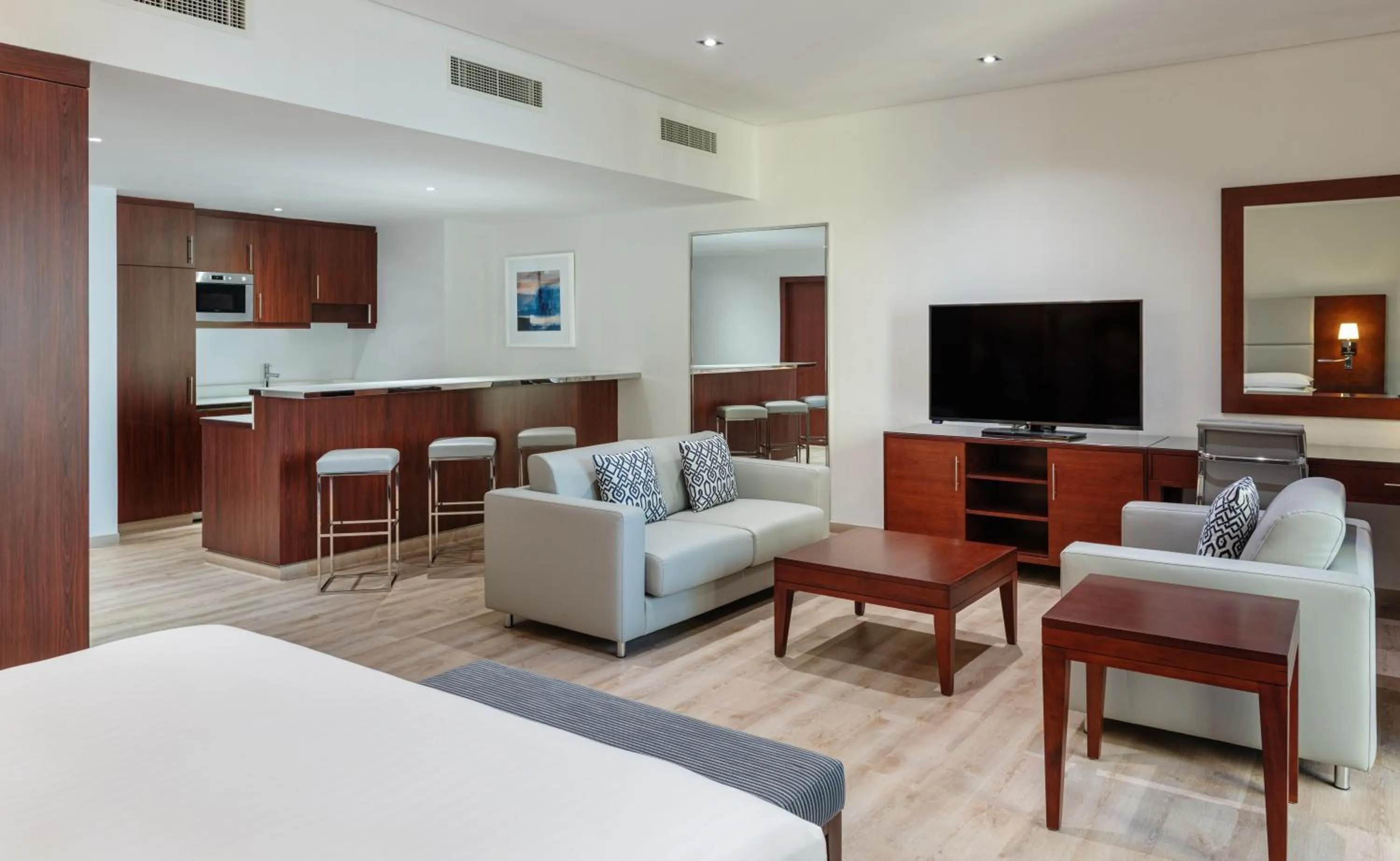 Seating area, Bed in Delta Hotels by Marriott Jumeirah Beach, Dubai