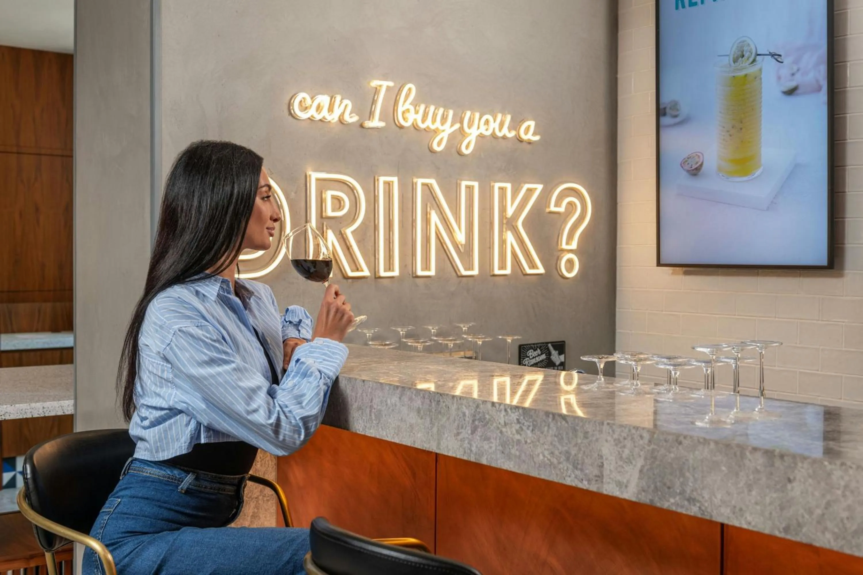 Restaurant/places to eat in Sheraton The Walk, Dubai