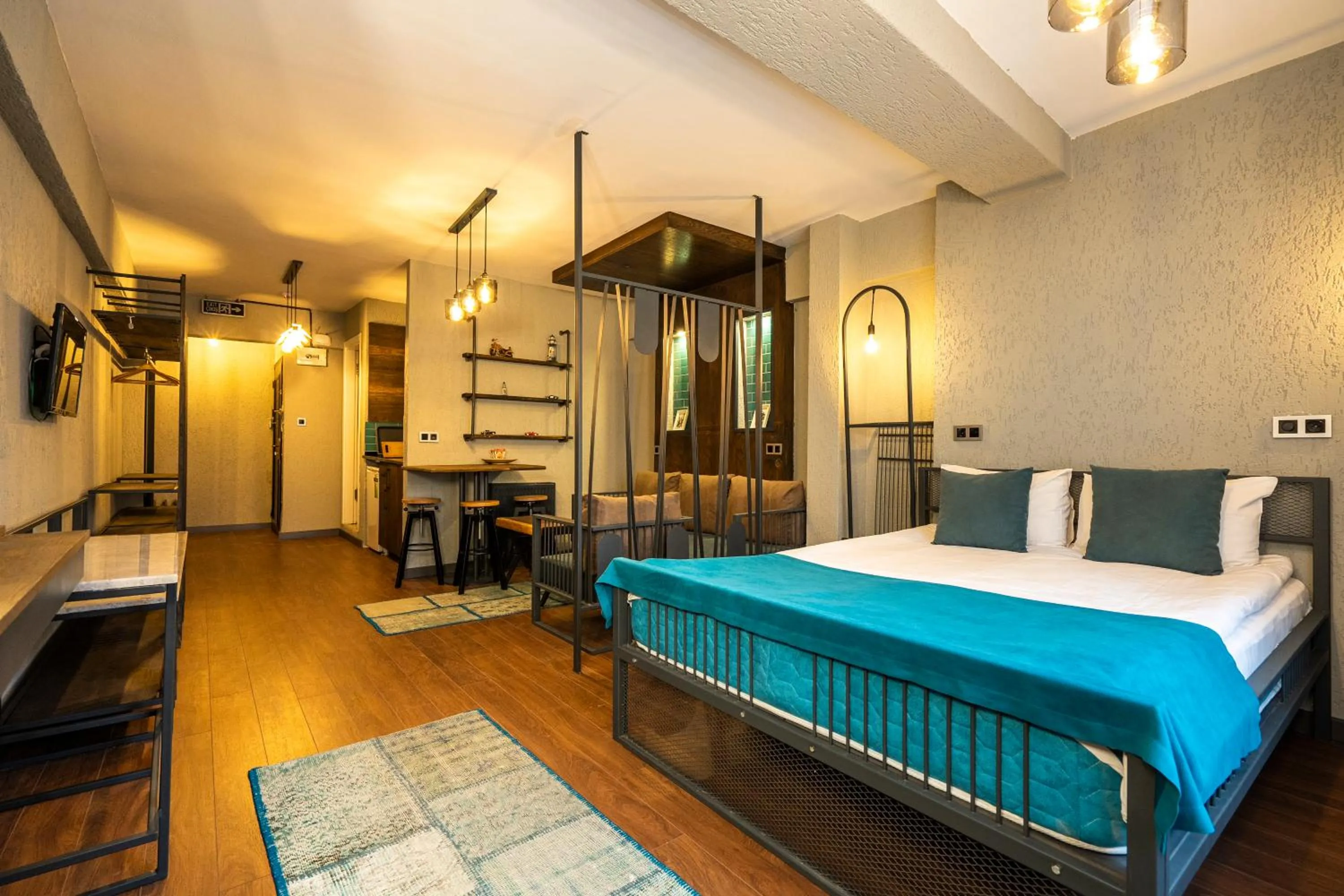 Photo of the whole room, Bed in Cube Suites