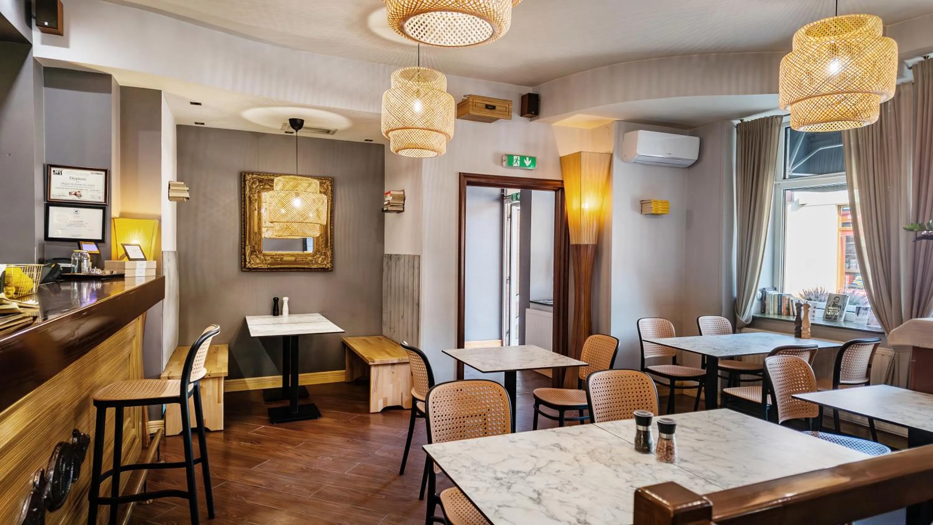 Restaurant/places to eat in Szuflada Rooms