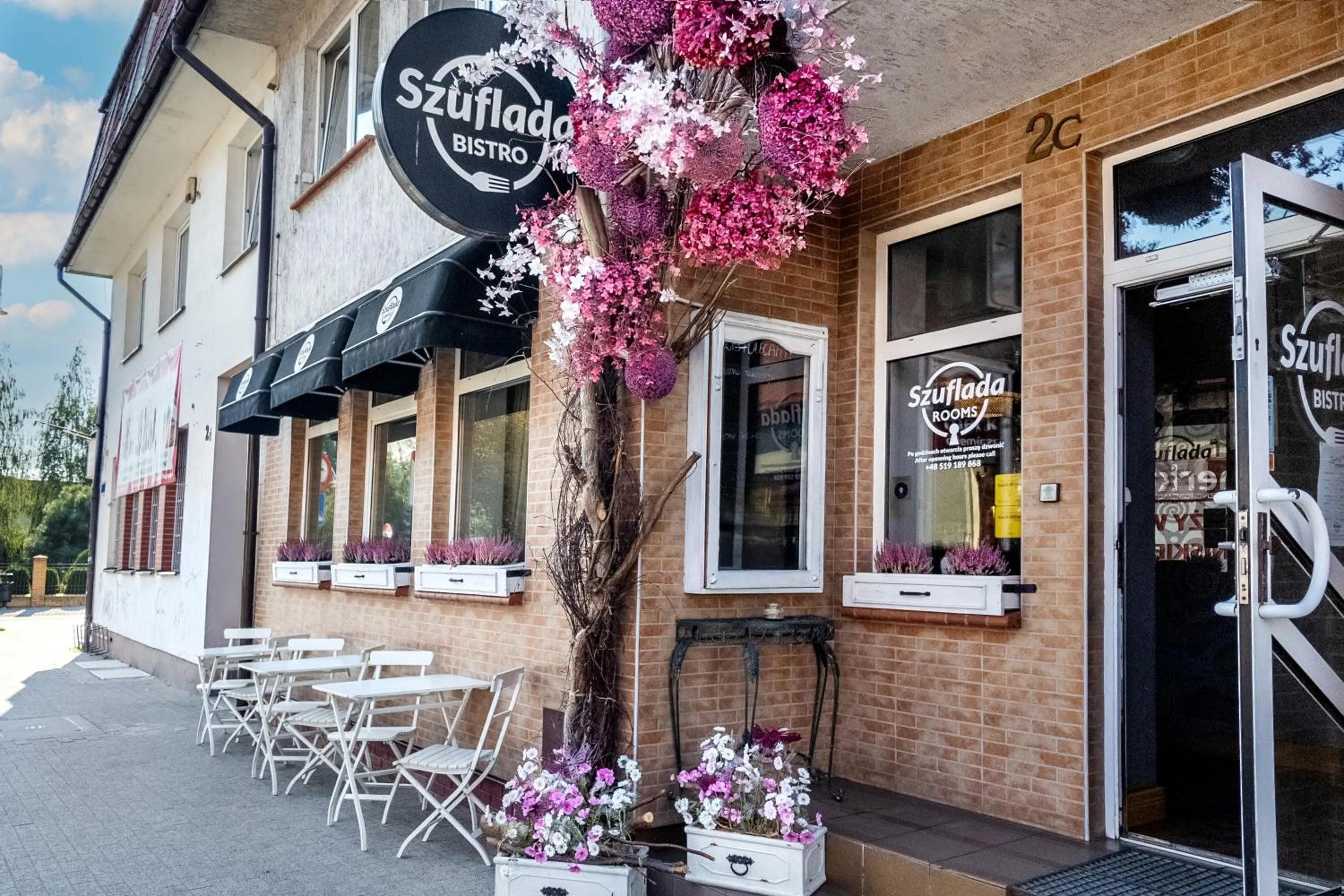 Property building in Szuflada Rooms