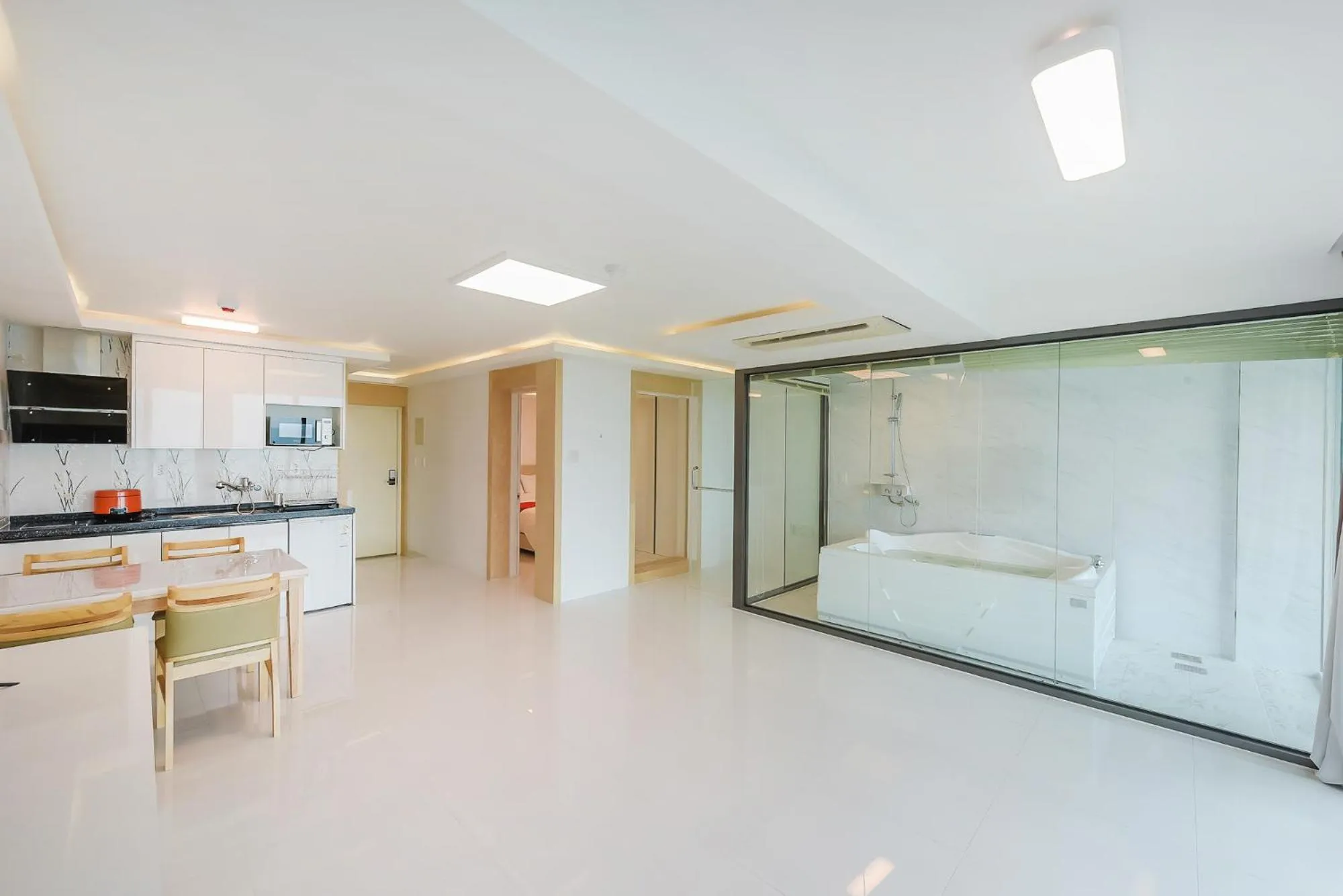 Kitchen/Kitchenette in Castle Pool Resort