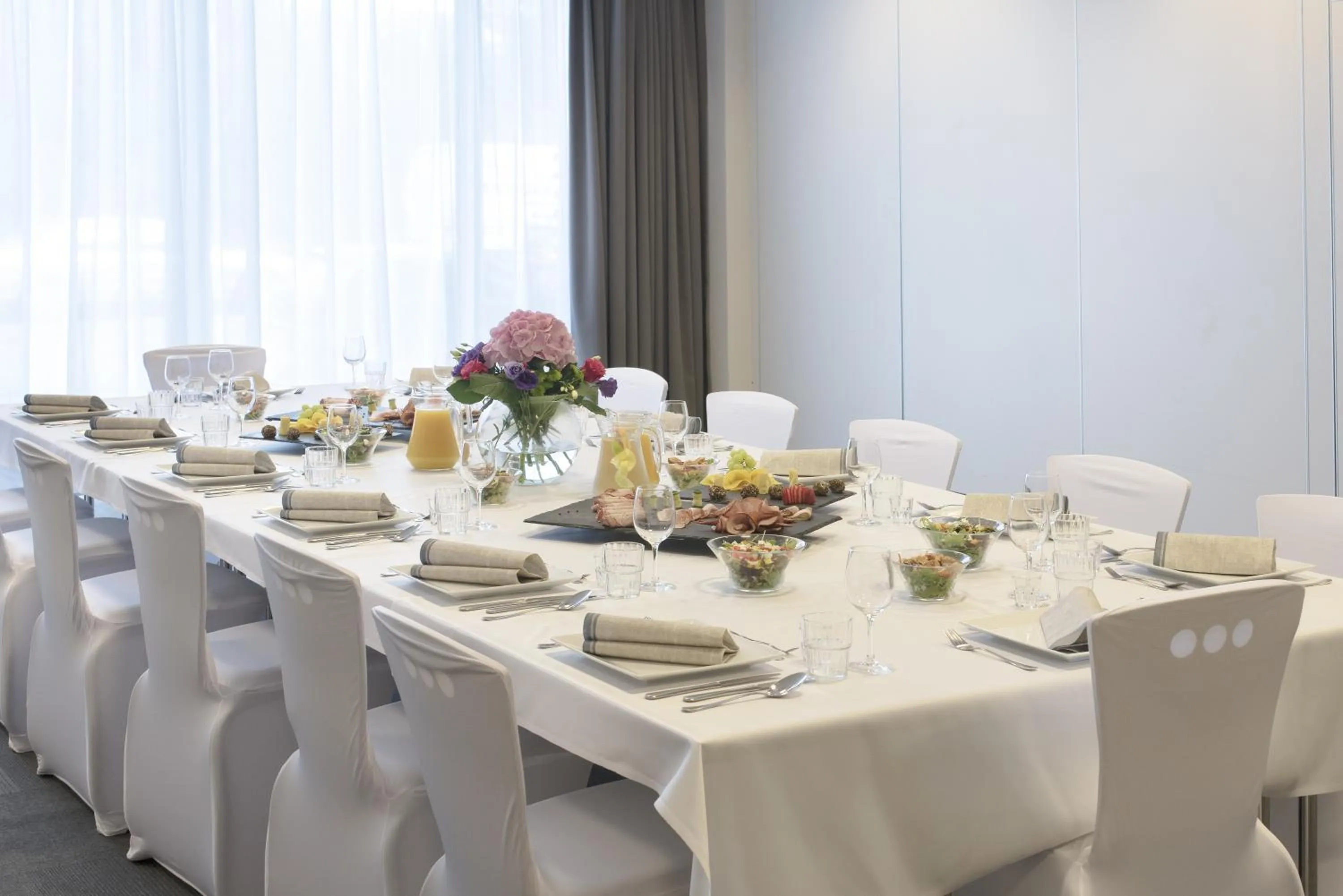 Restaurant/places to eat in Campanile Wroclaw Centrum