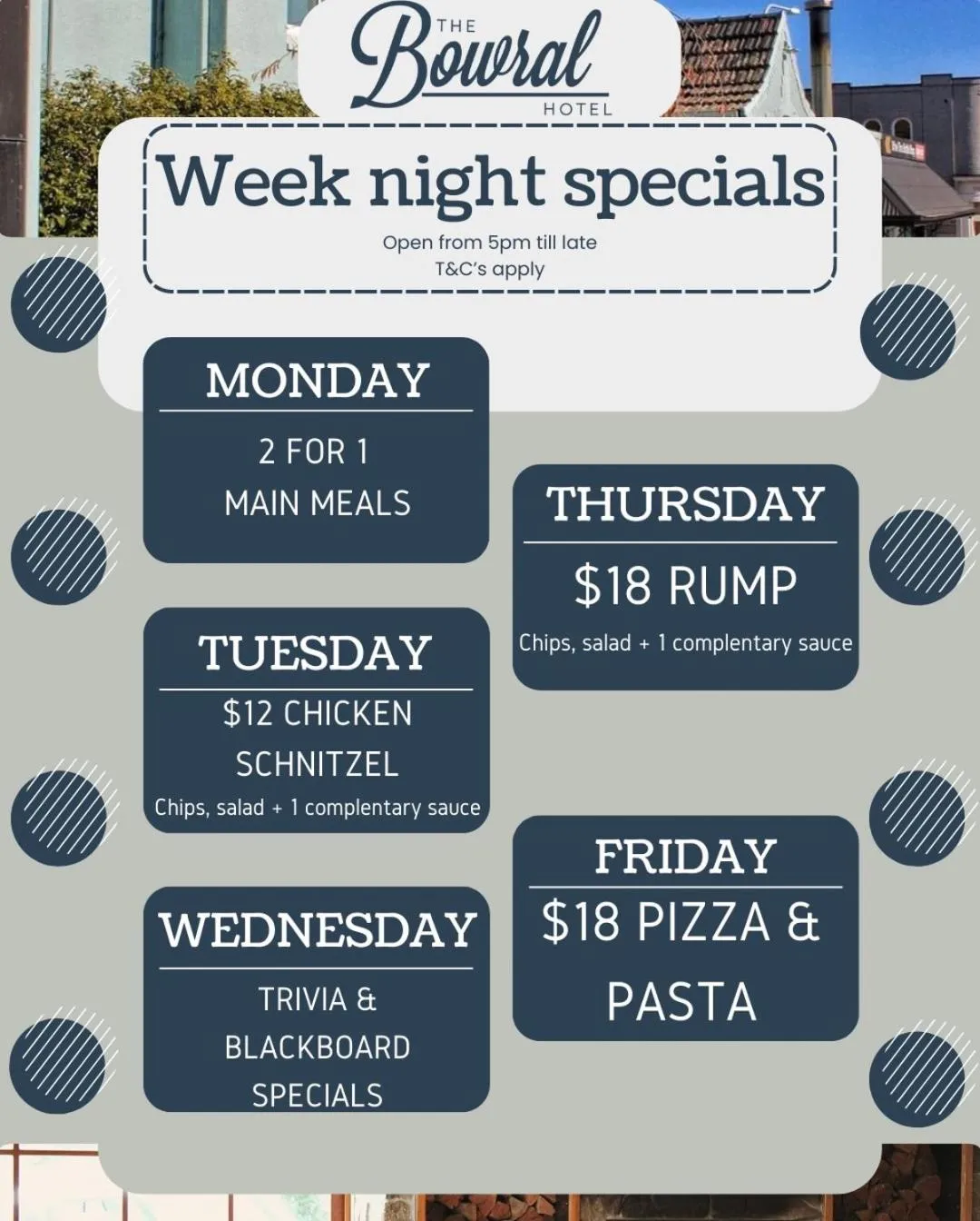 Evening entertainment in The Bowral Hotel