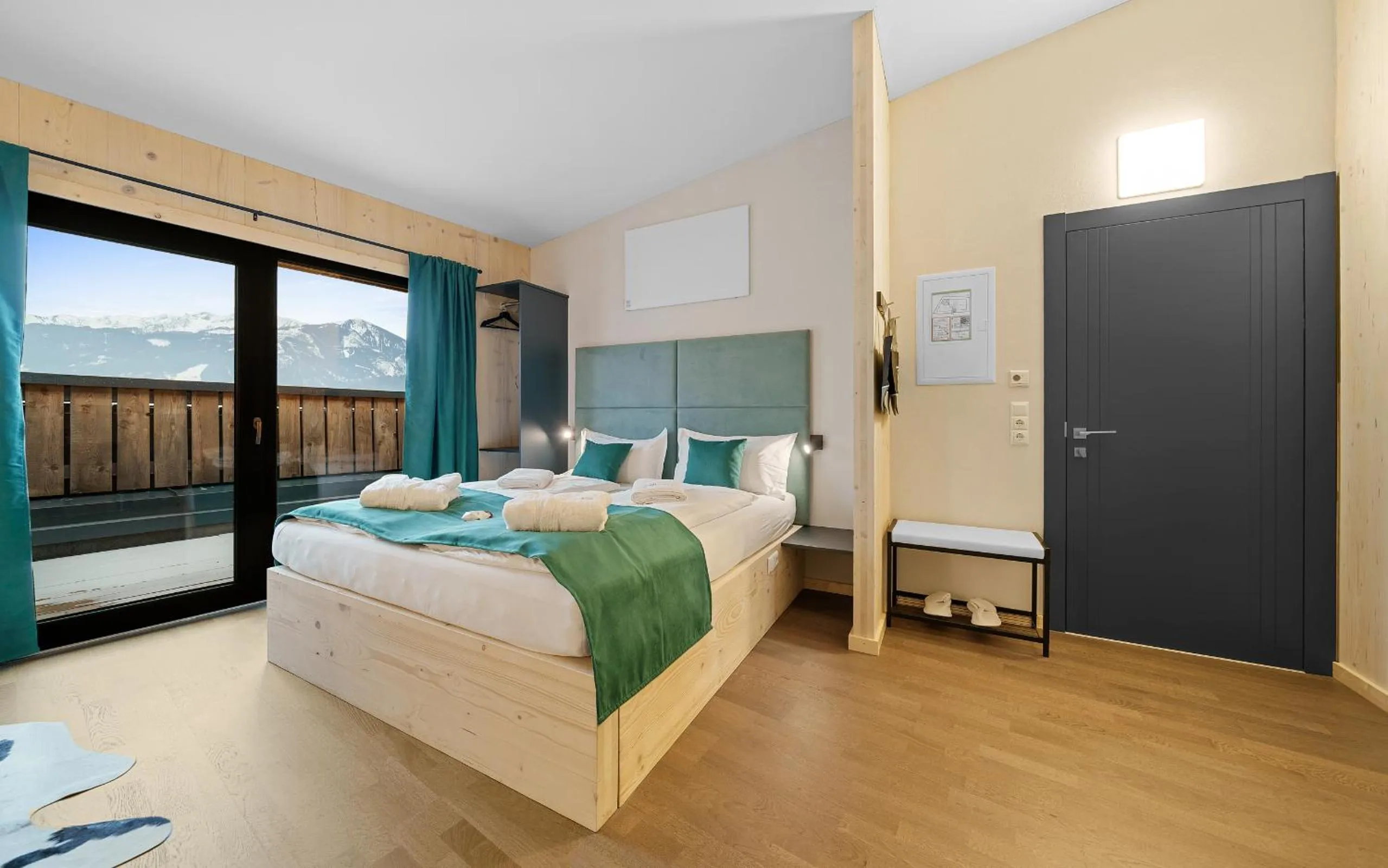 Bedroom, Bed in Aparthotel Zell am See (Contactless Check-In)