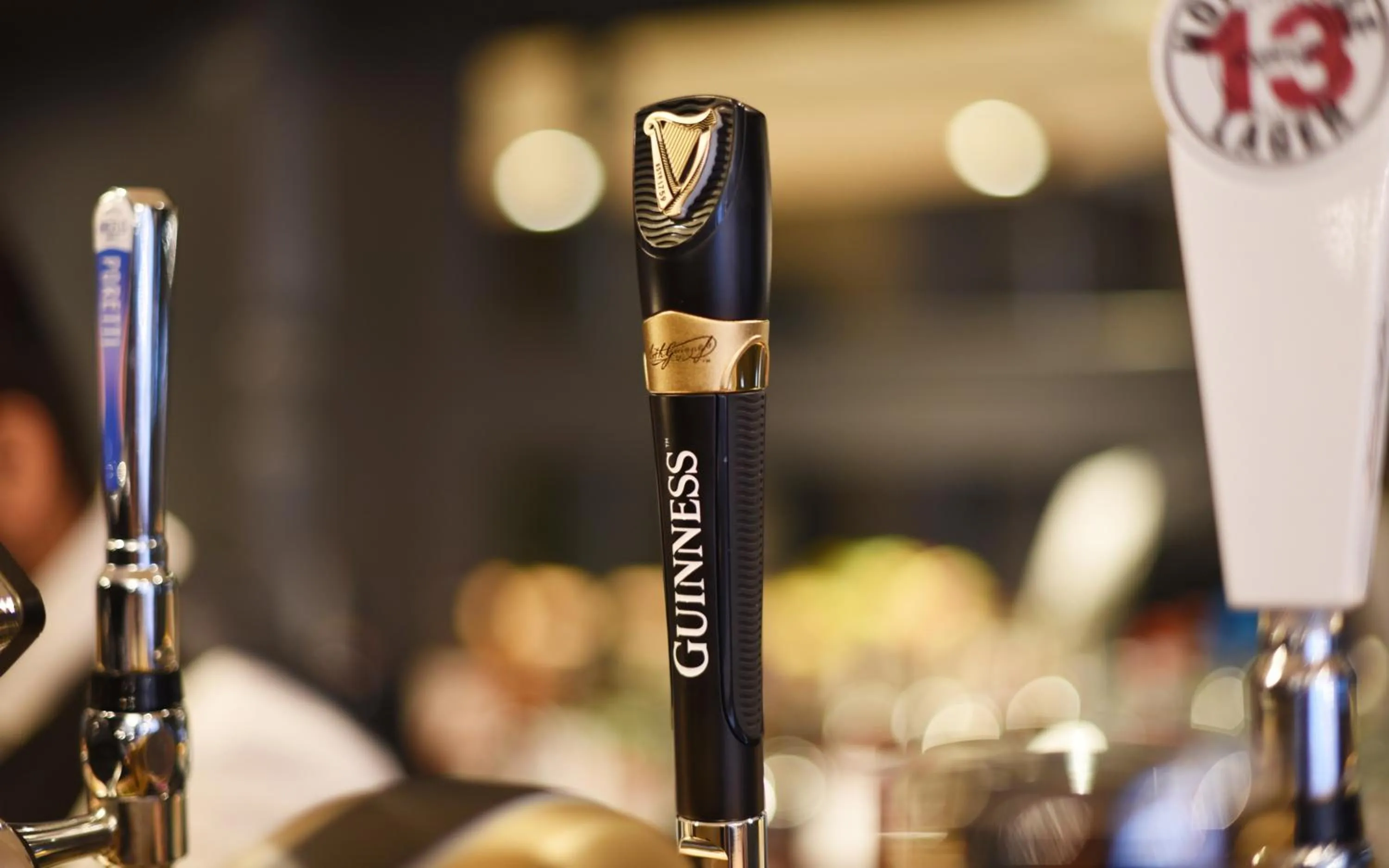 Drinks in The Pack And Carriage London