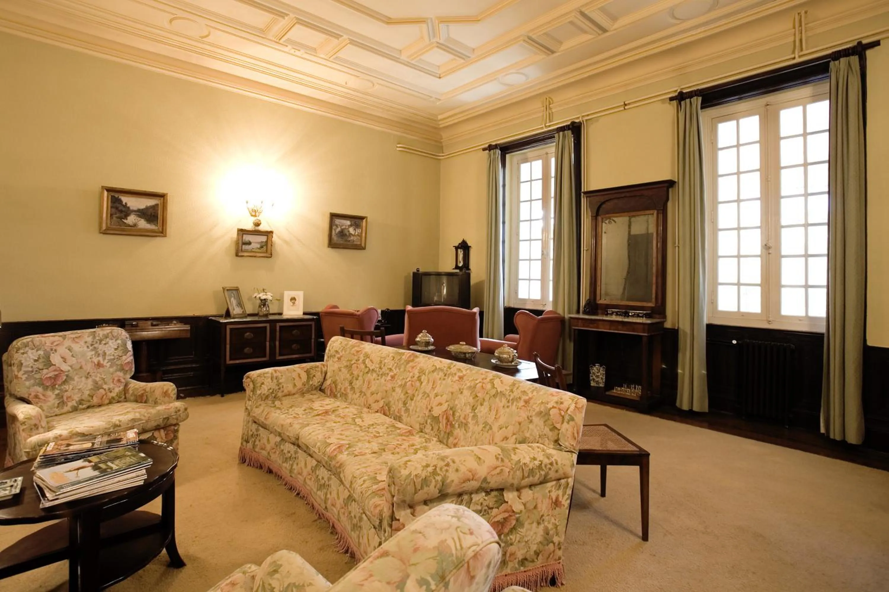 Living room in Vila Duparchy