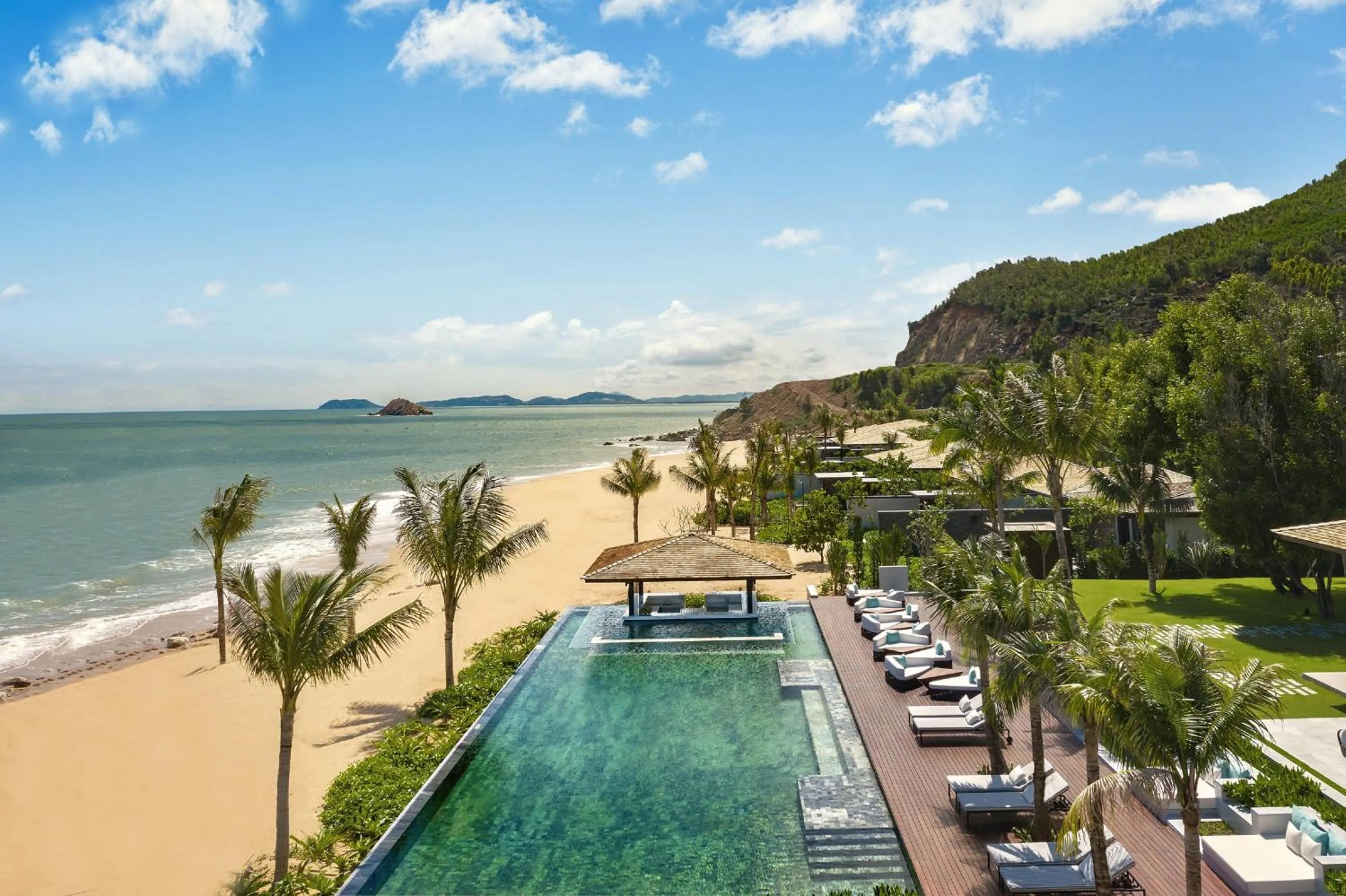 Lounge or bar in Anantara Quy Nhon Villas