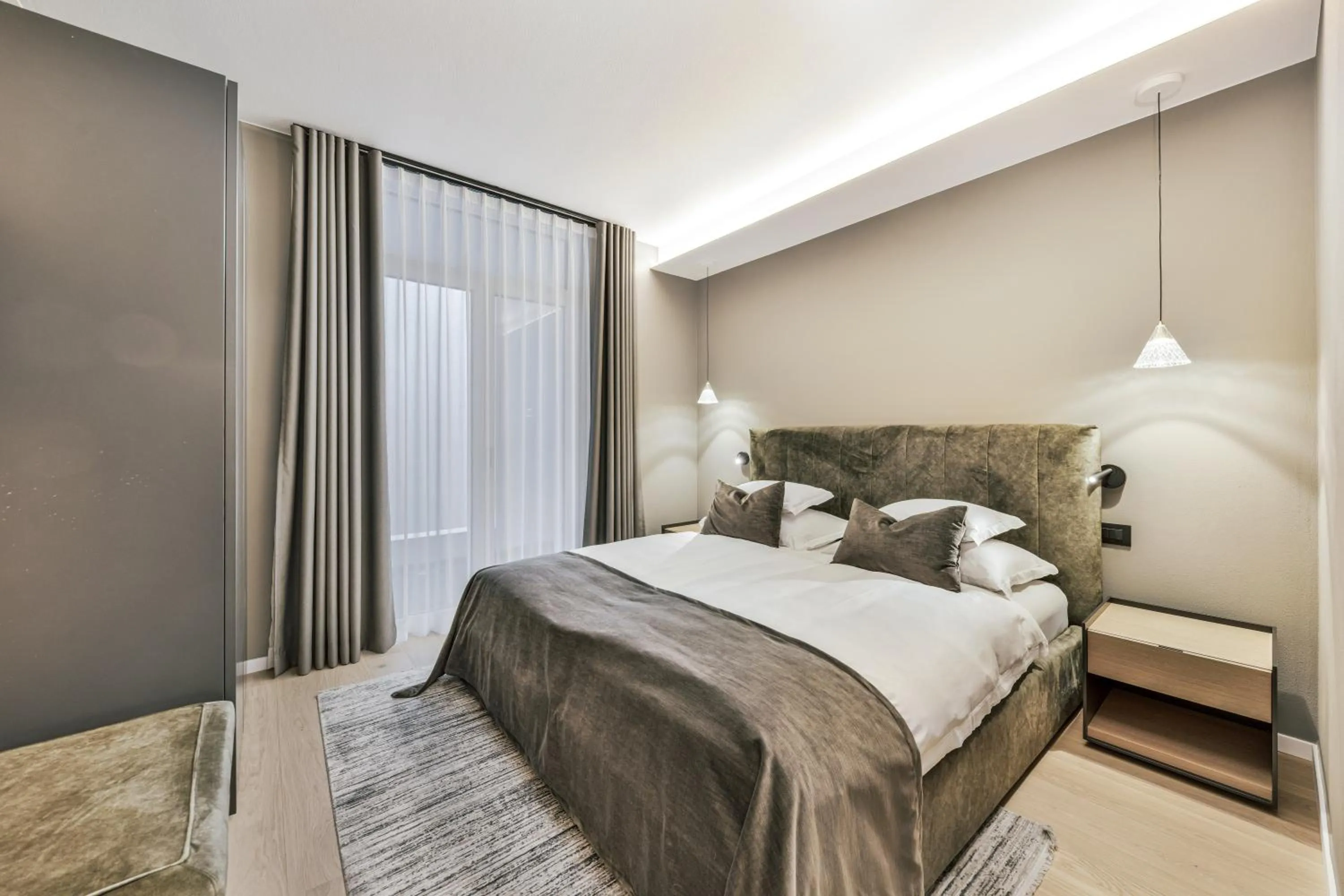 Photo of the whole room, Bed in Quellenhof Luxury Resort Lazise