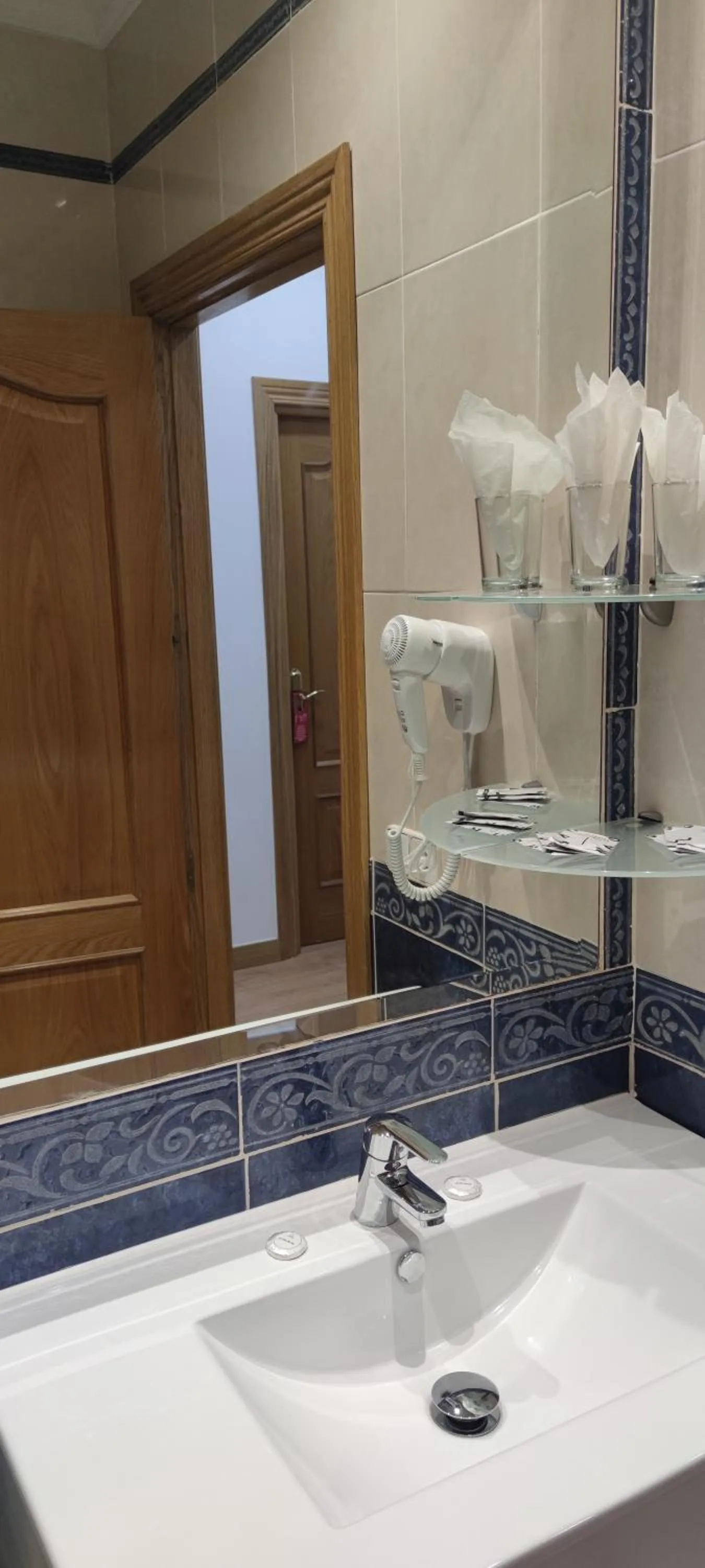 Bathroom in New Go Inn