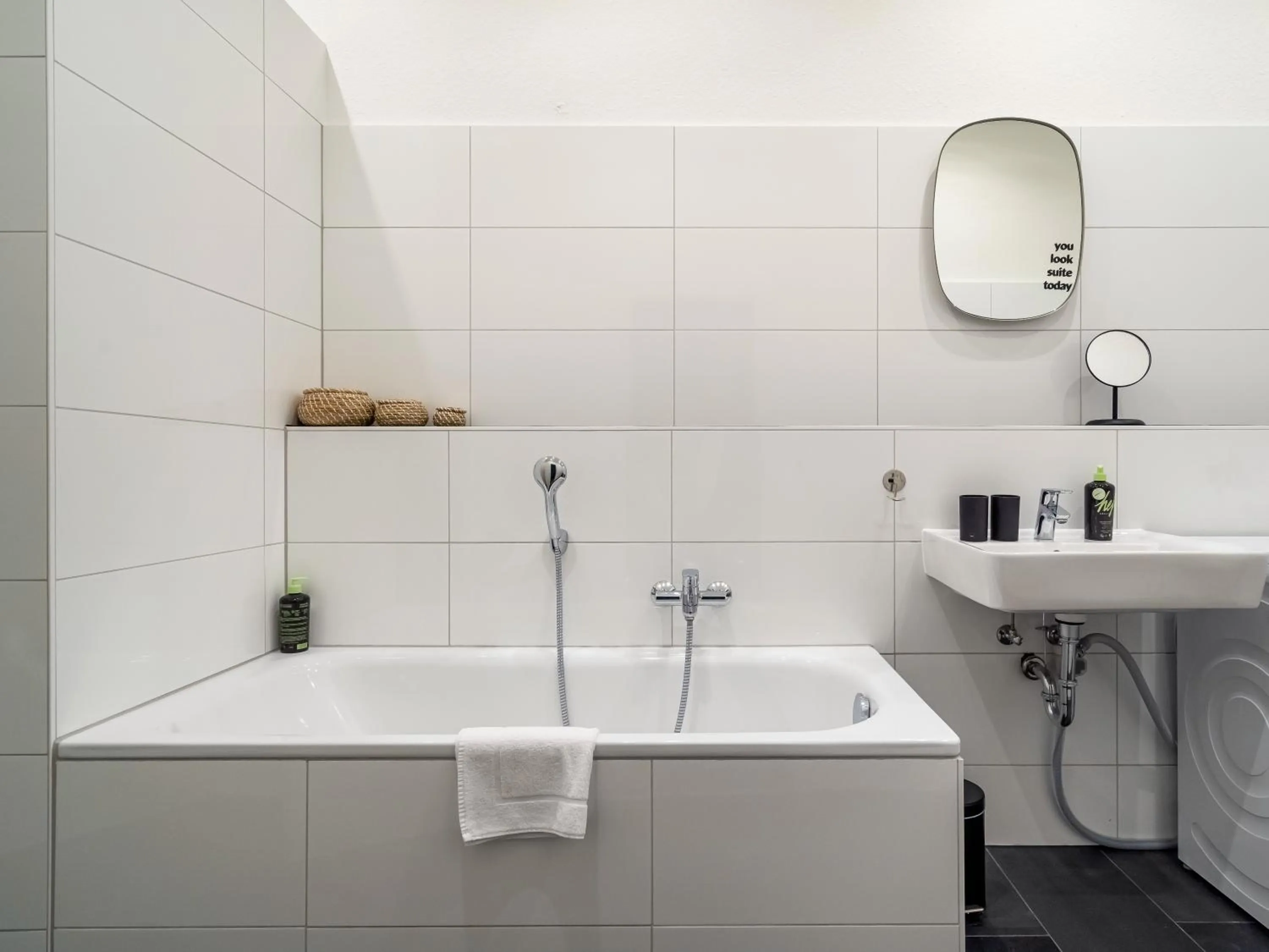 Bathroom in Limehome Dresden Hoyerswerdaerstraße