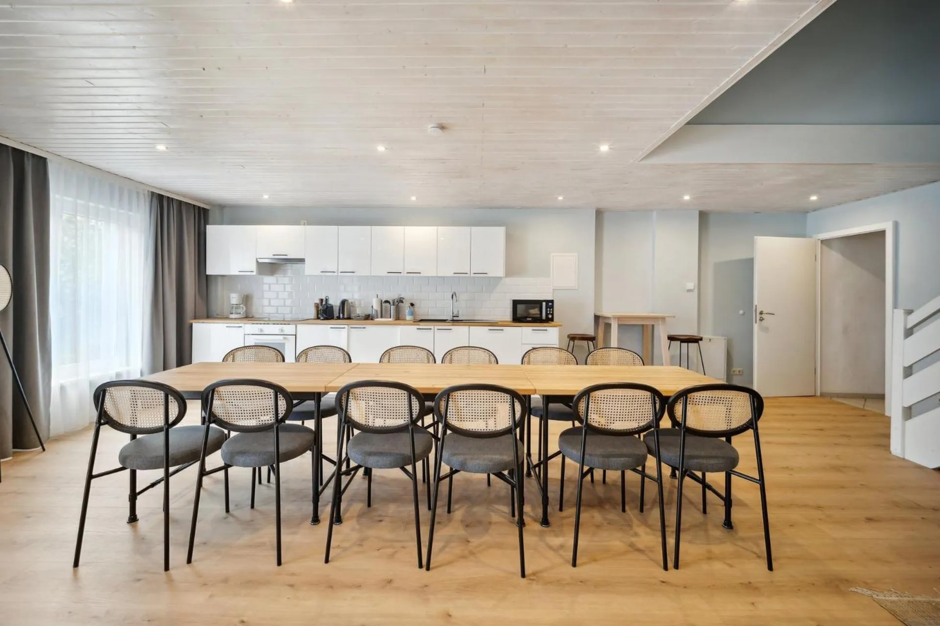 Kitchen or kitchenette in Limehome Dresden Tannenstraße