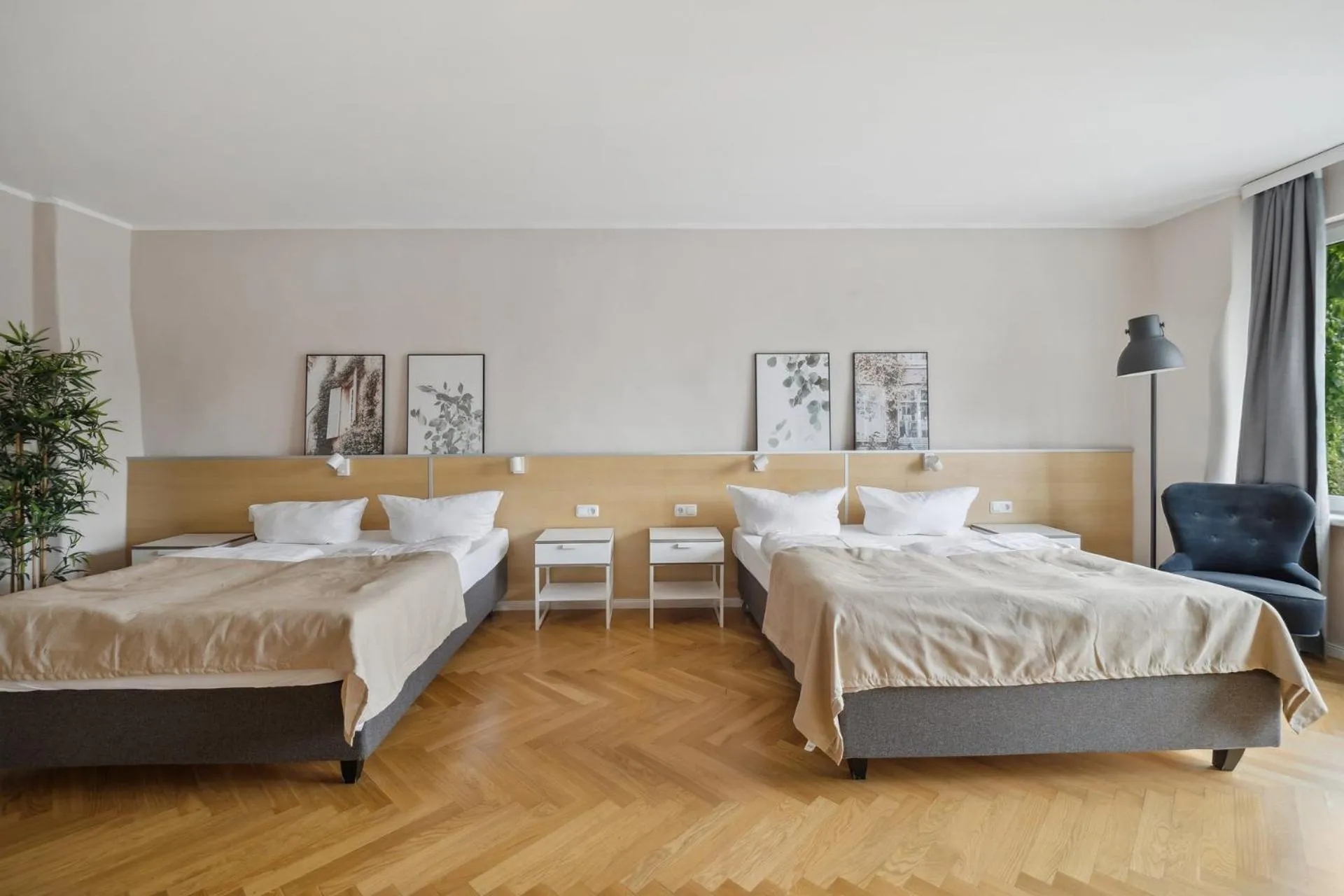 Bed in Limehome Dresden Tannenstraße