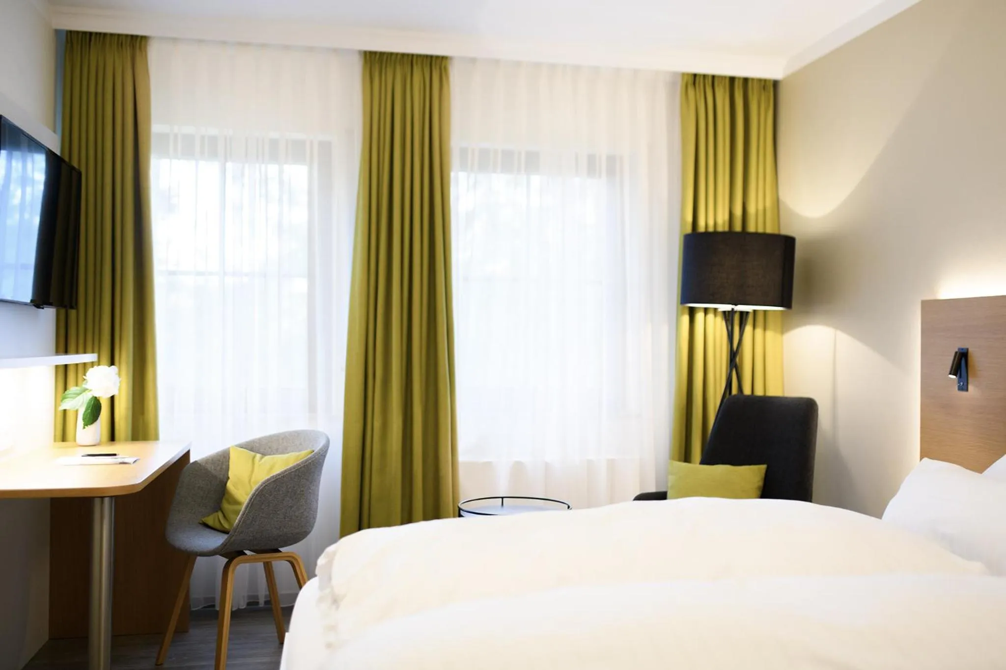 TV and multimedia, Bed in Hotel Hiller in Abstatt