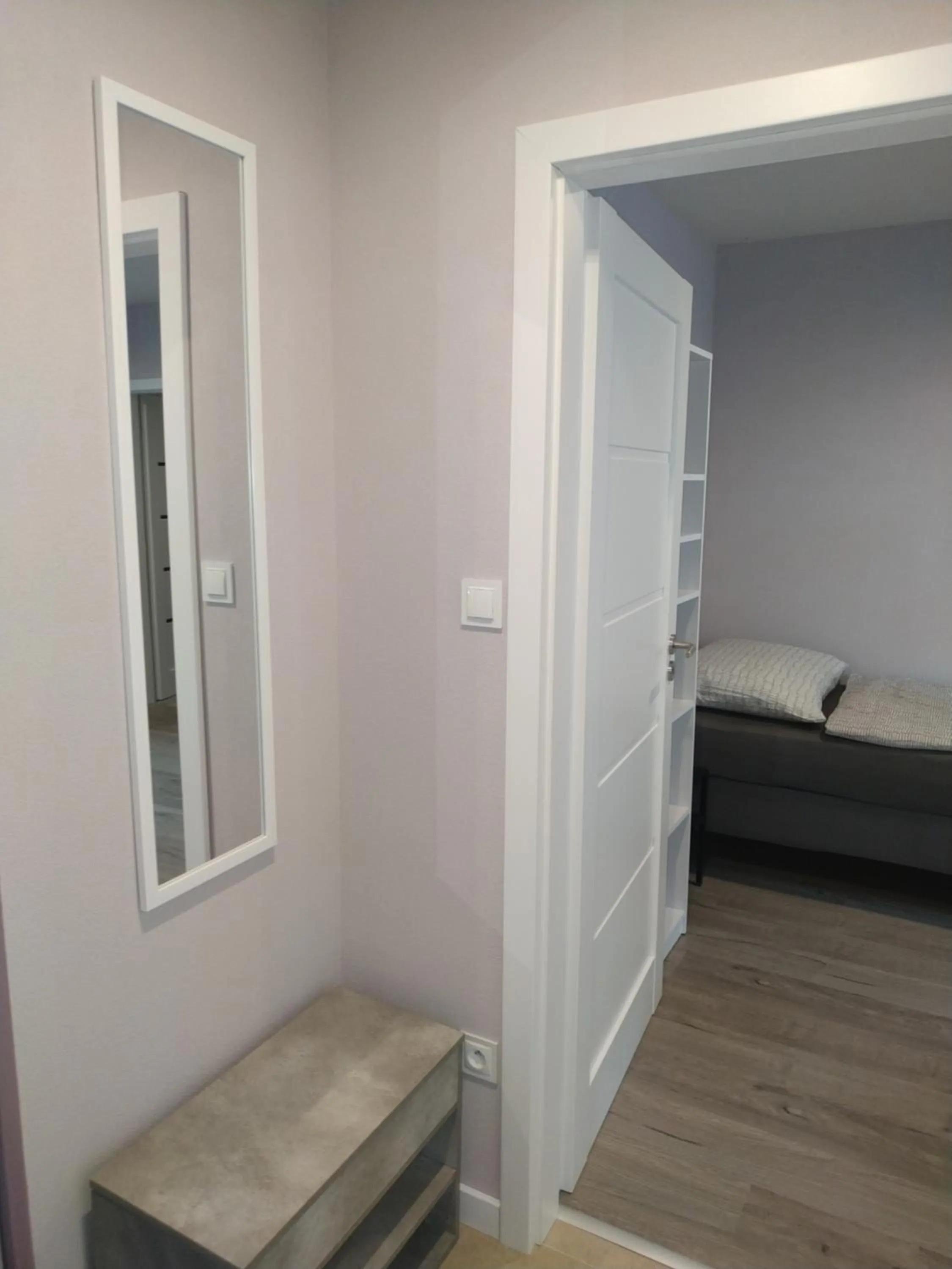 Photo of the whole room in Motel Vega