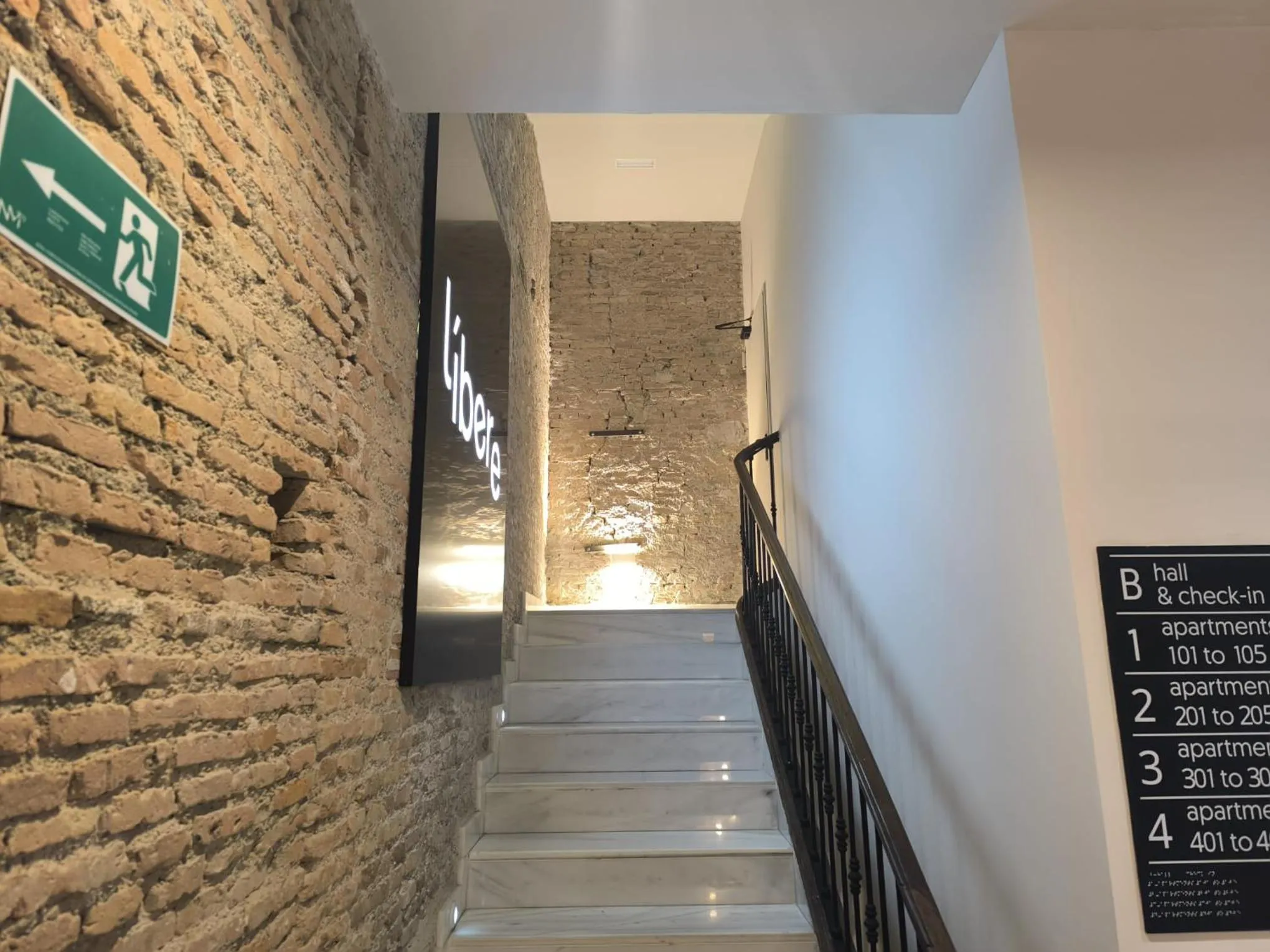 Lobby or reception in Líbere Málaga Teatro Romano