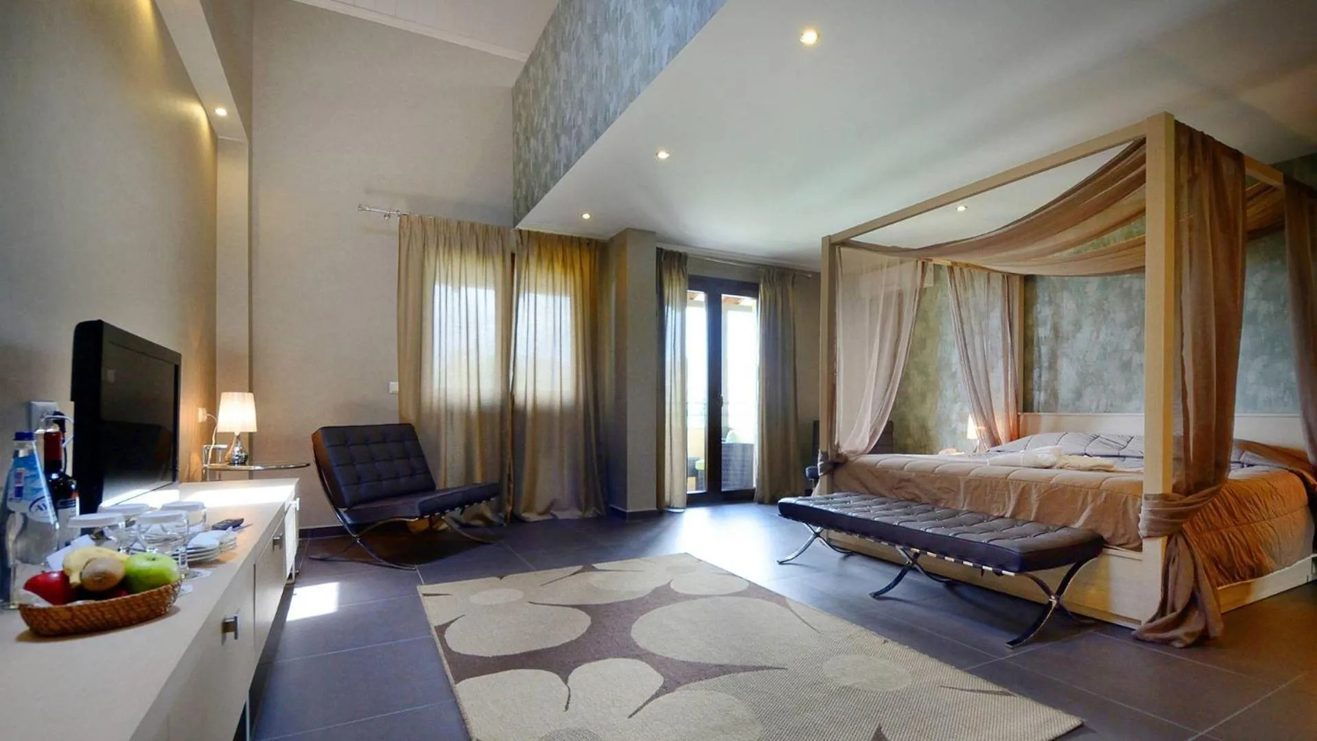 Photo of the whole room, Bed in Atrium Hotel Thassos