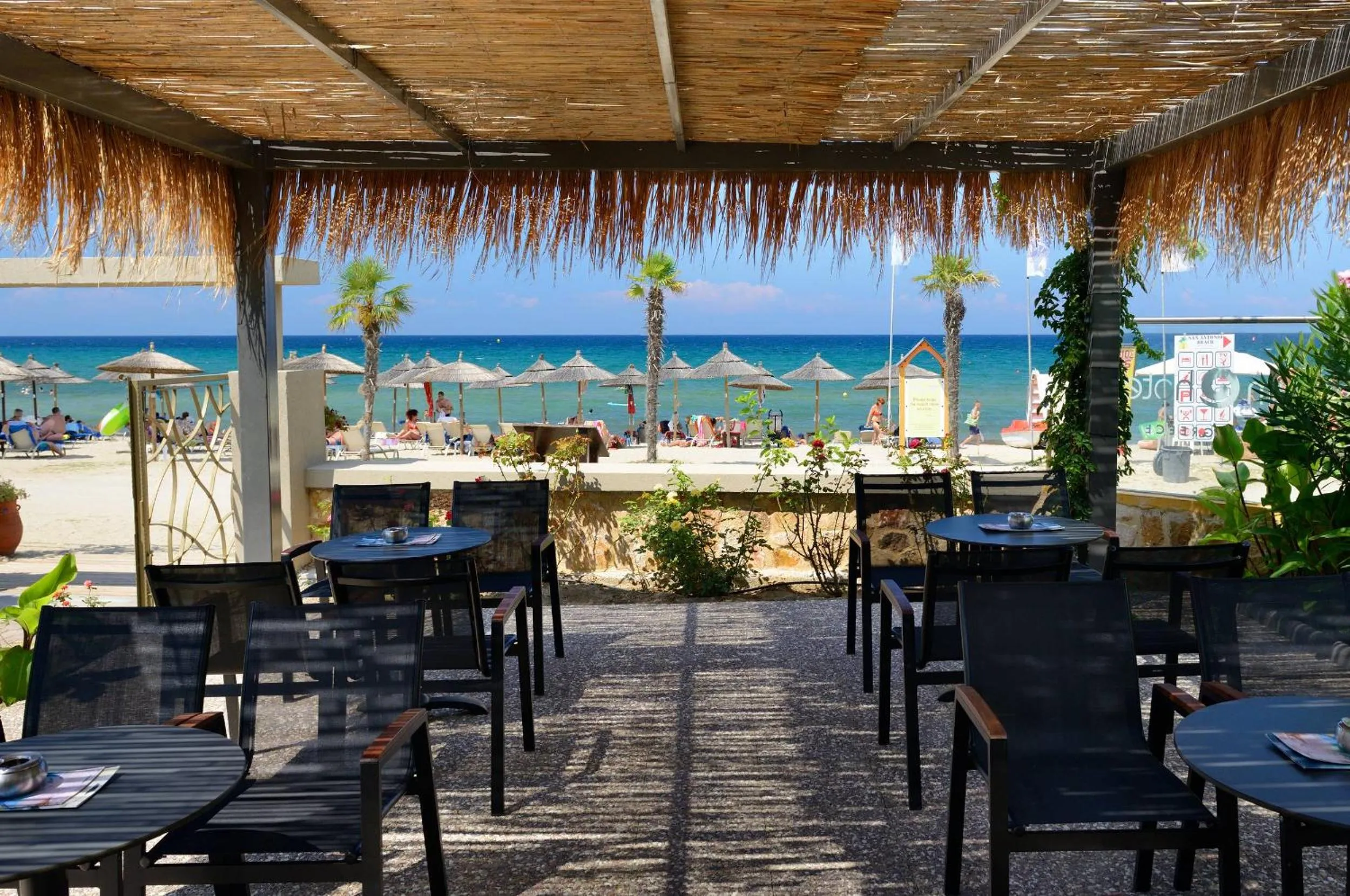 Restaurant/places to eat in Atrium Hotel Thassos