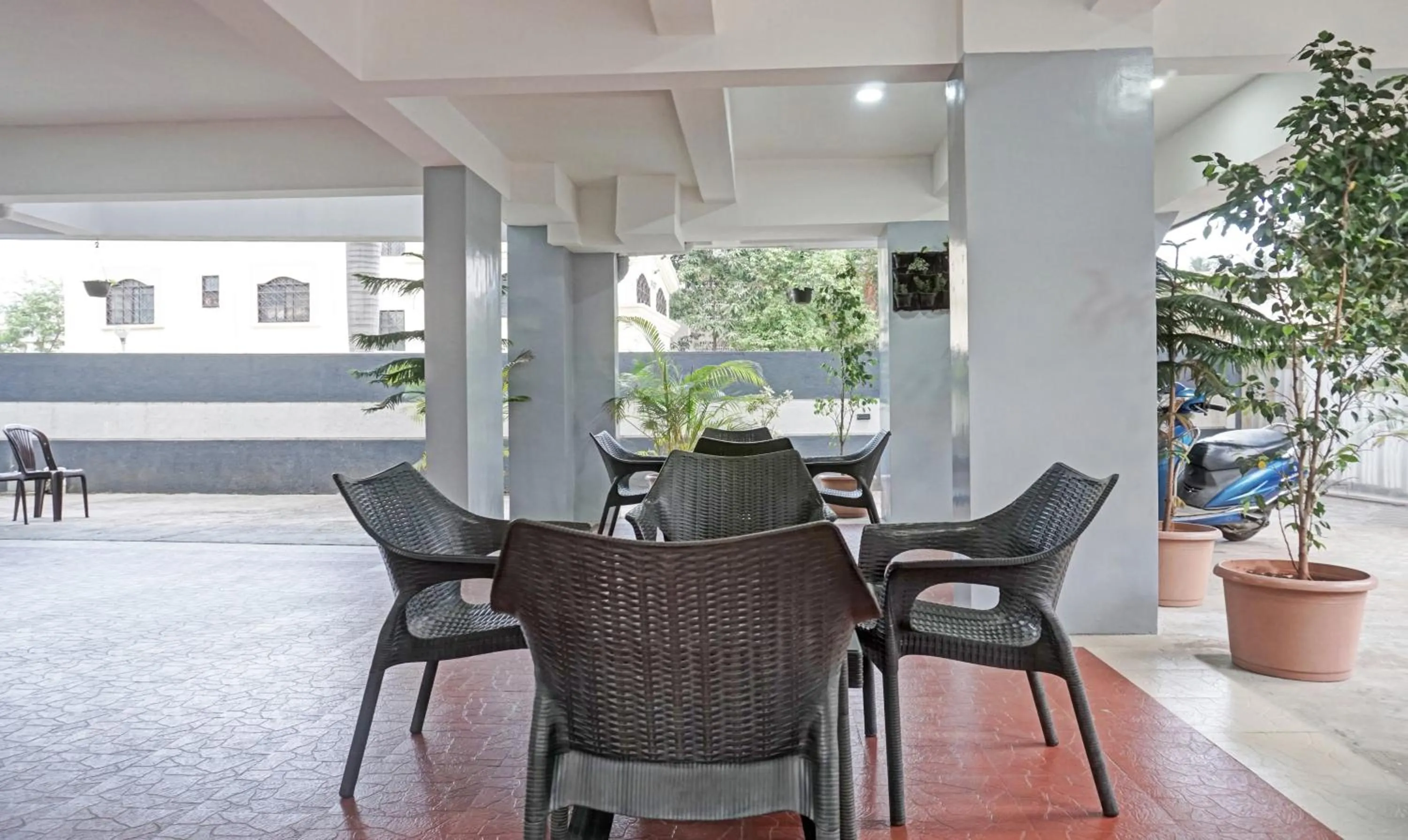 Dining area in Treebo Diamond Residency - DDPK Inn