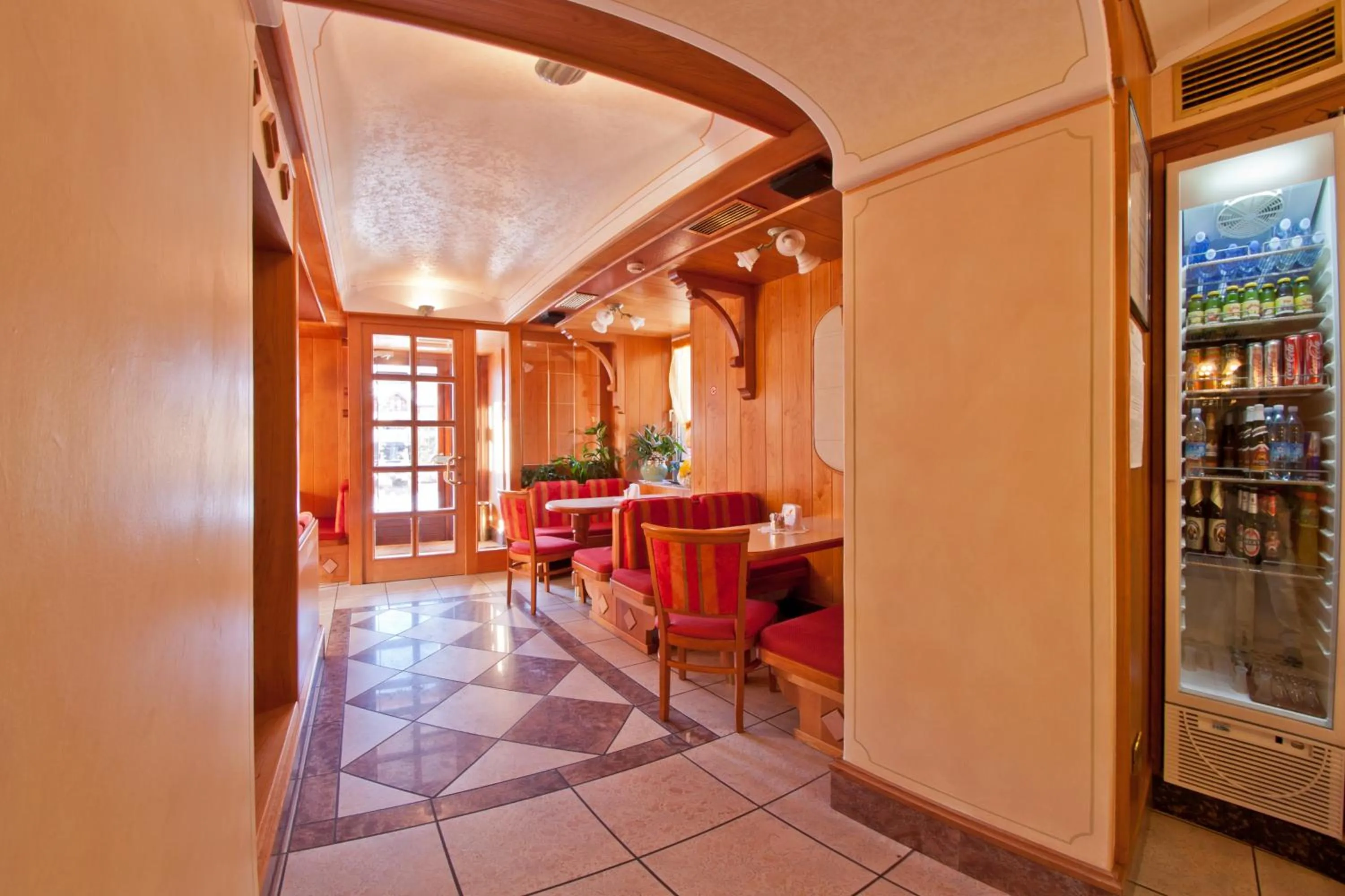 Lounge or bar in Hotel Cristallo