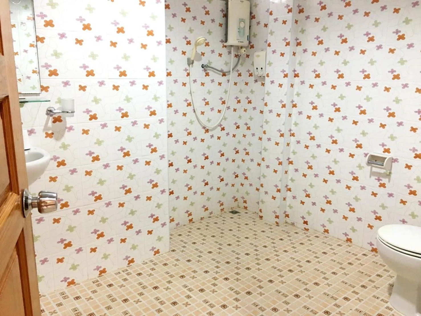 Bathroom in นาหินลาดรีสอร์ท Nahinlad Resort