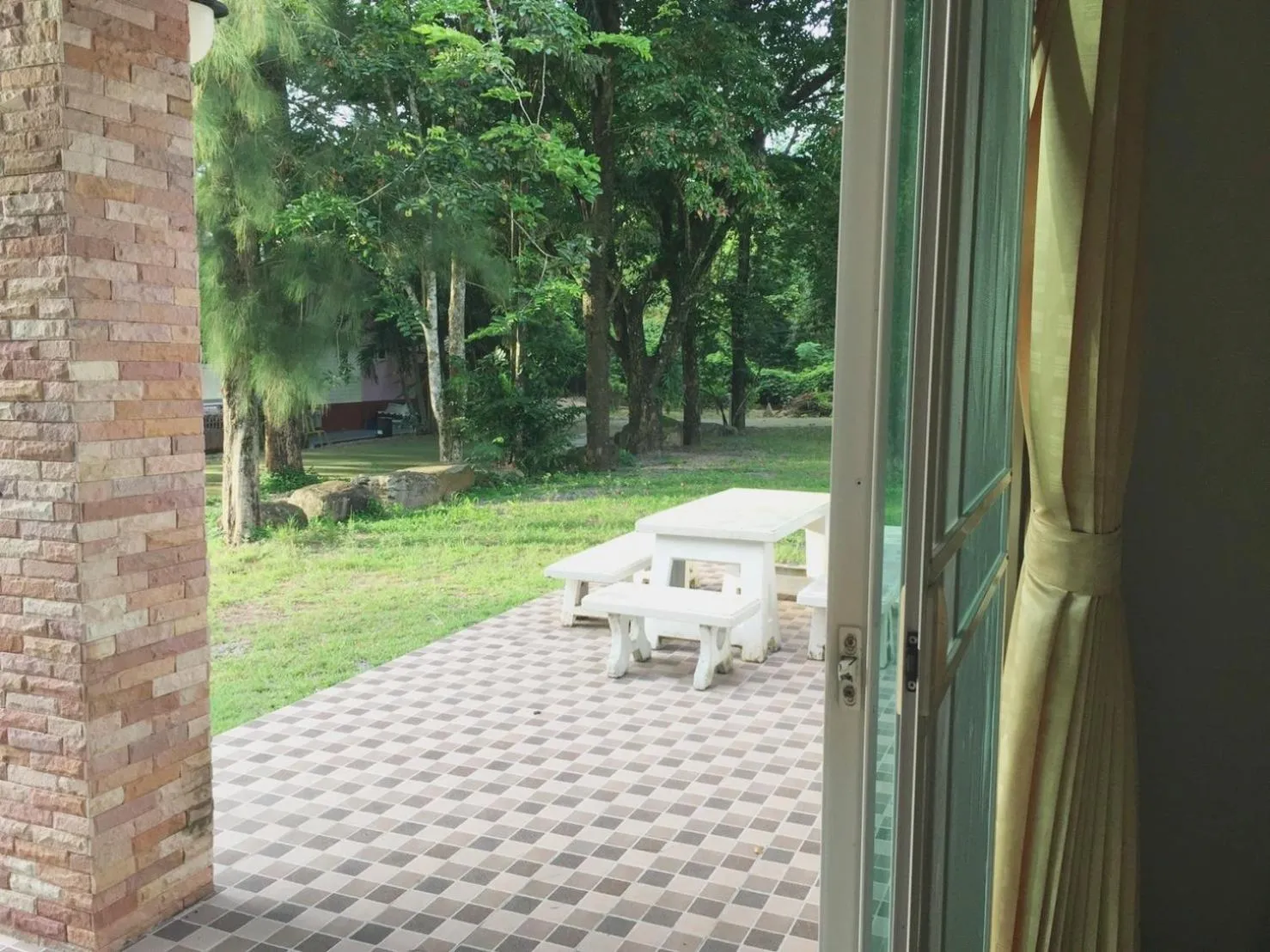 Patio in นาหินลาดรีสอร์ท Nahinlad Resort