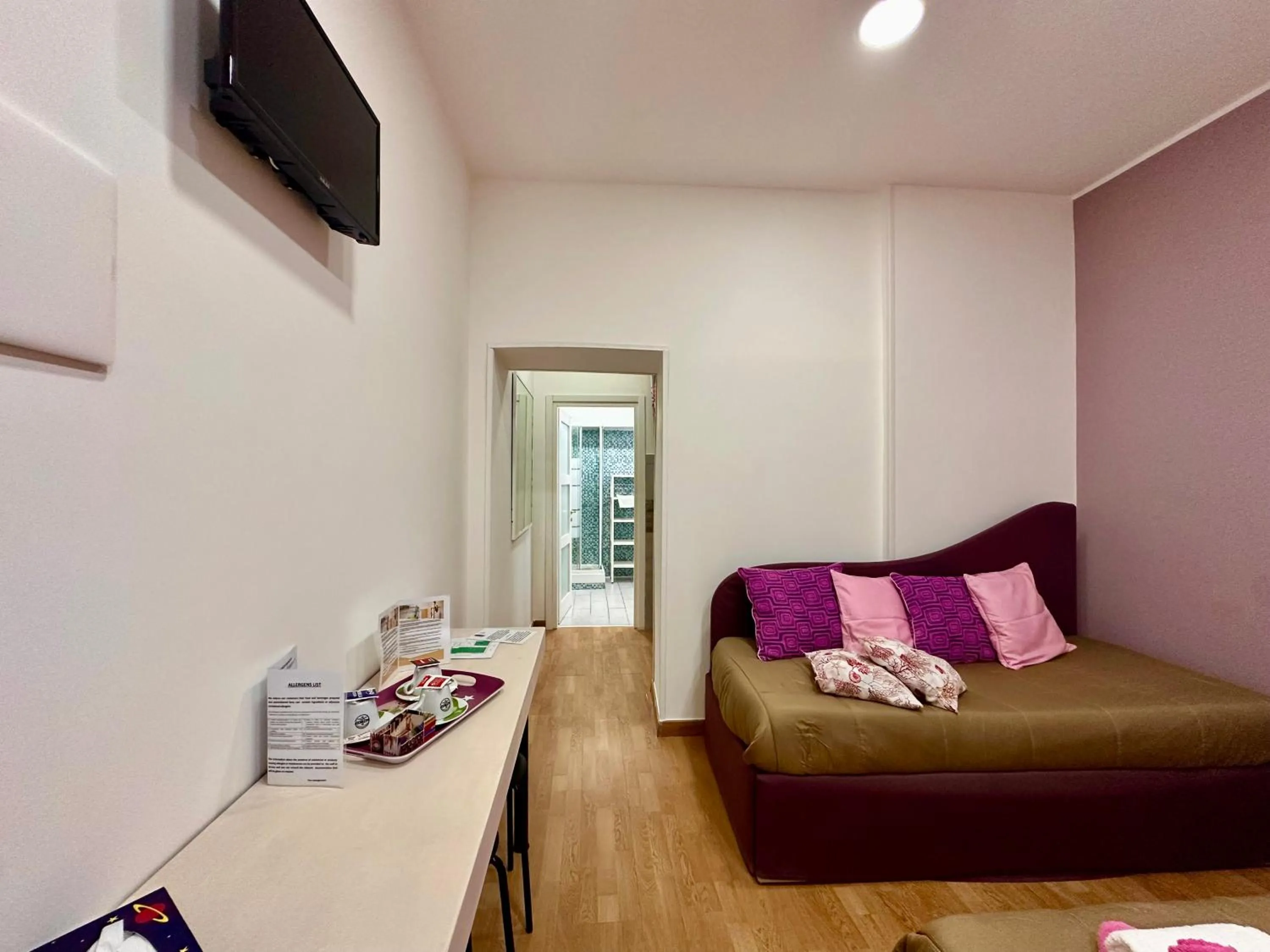 TV and multimedia, Bed in Sweet Dreams Napoli