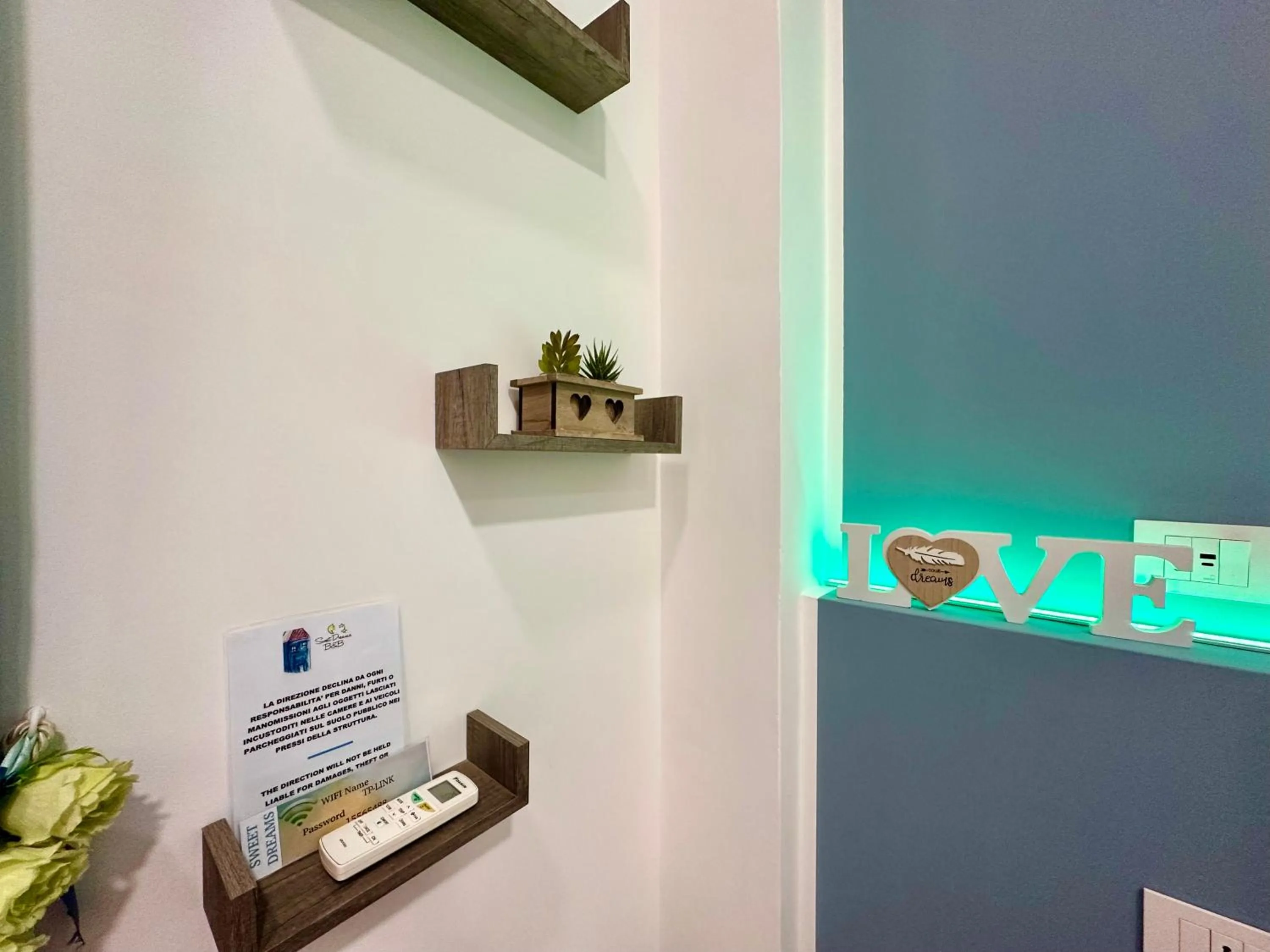 Bedroom in Sweet Dreams Napoli