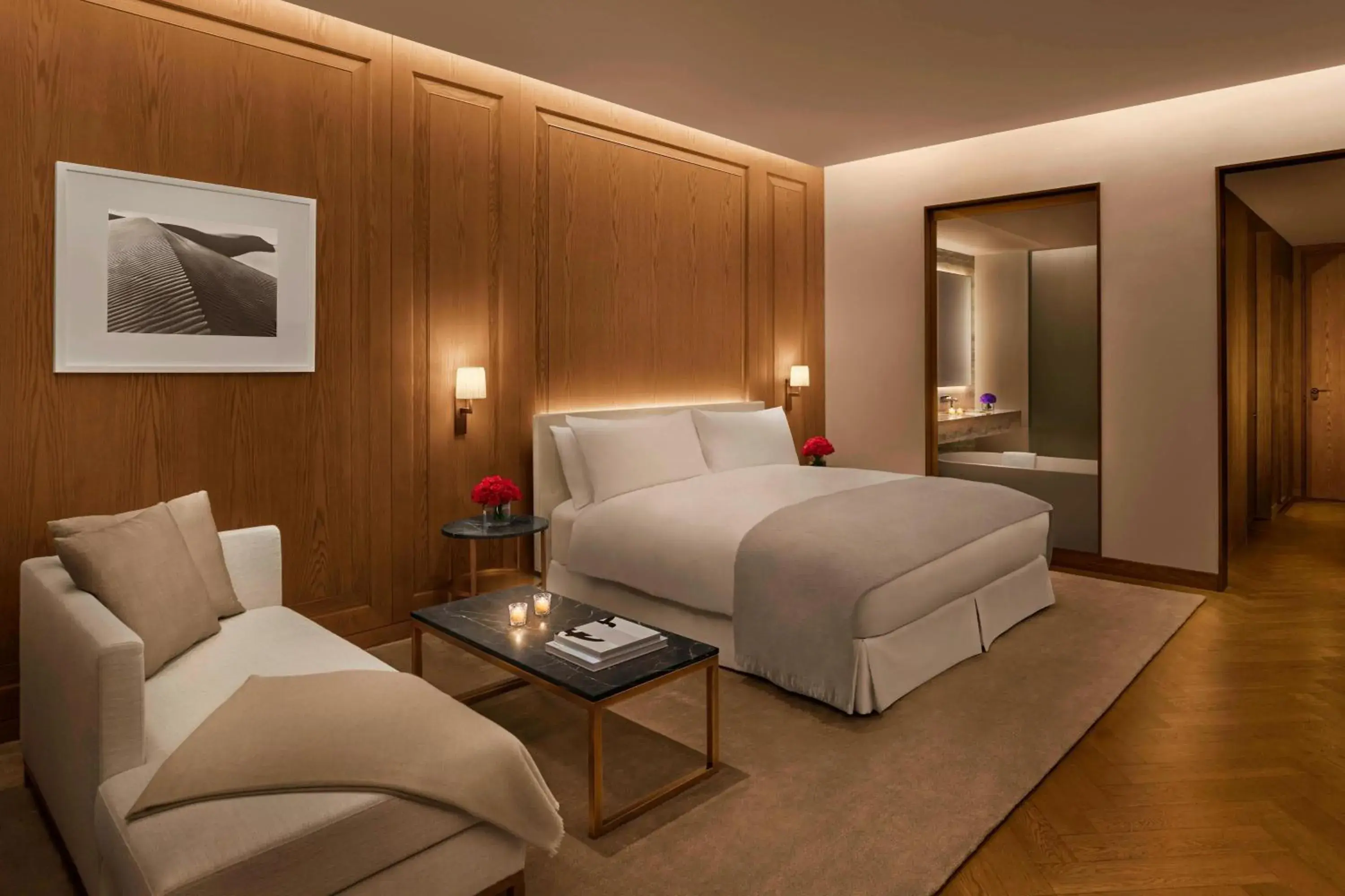 Deluxe King Room in The Abu Dhabi EDITION Deluxe King Room in The Abu Dhabi EDITION