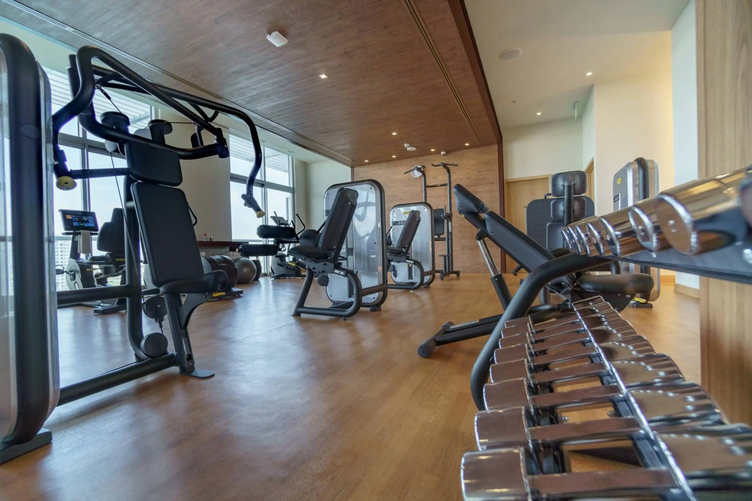 Fitness centre/facilities in Renaissance Cancun Resort & Marina