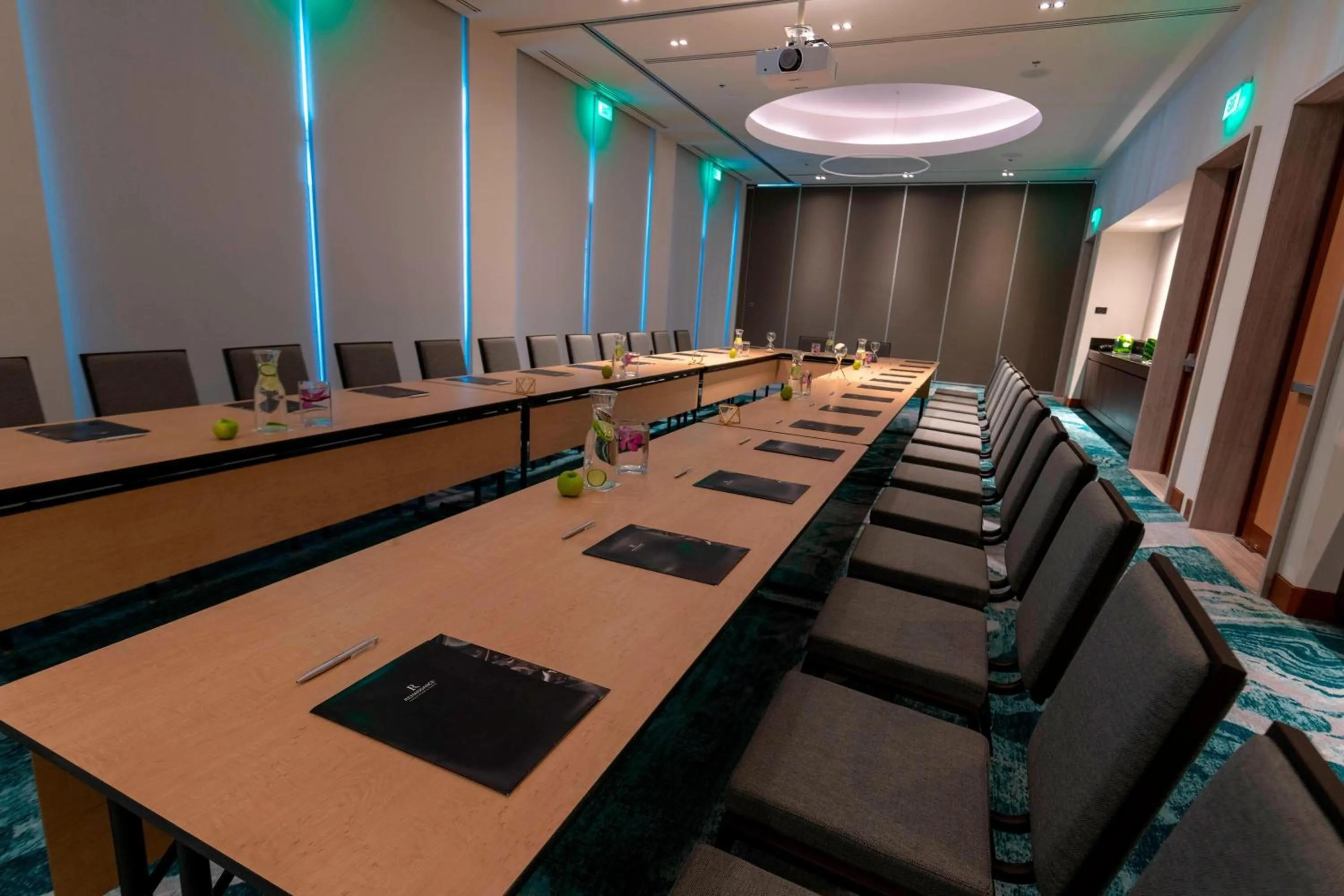 Meeting/conference room in Renaissance Cancun Resort & Marina