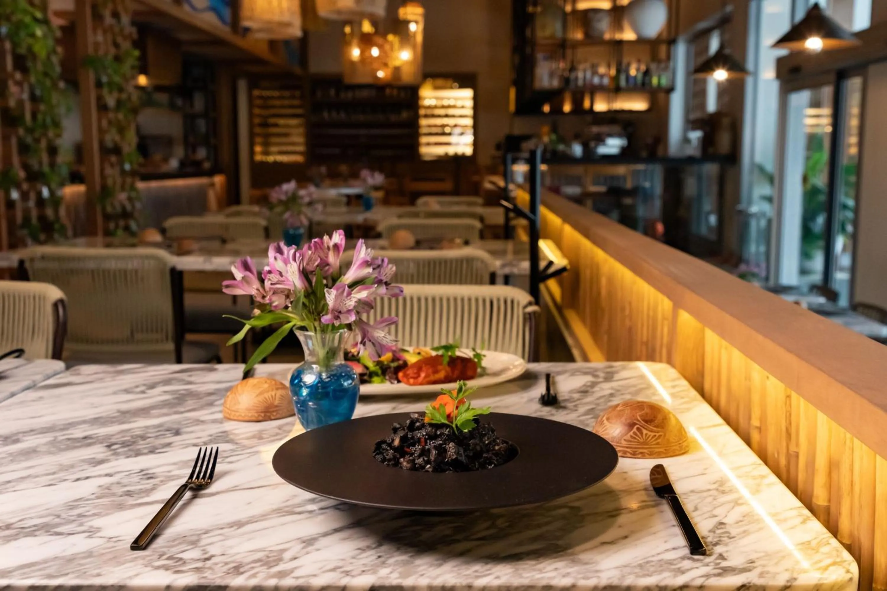 Restaurant/places to eat in Renaissance Cancun Resort & Marina