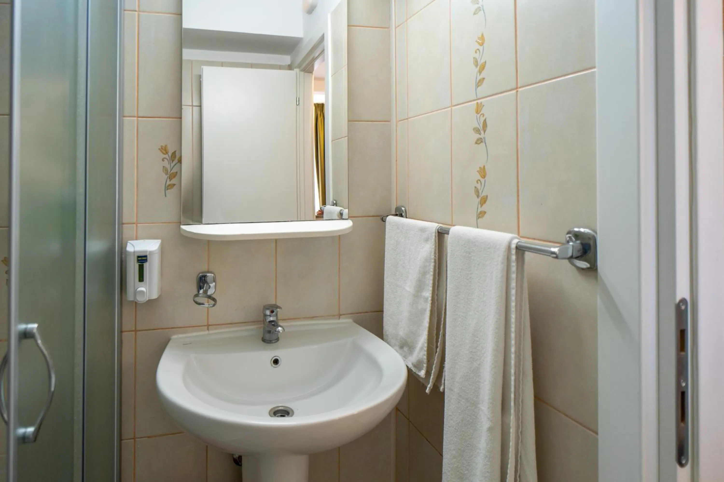 Bathroom in City Hotel Bucharest