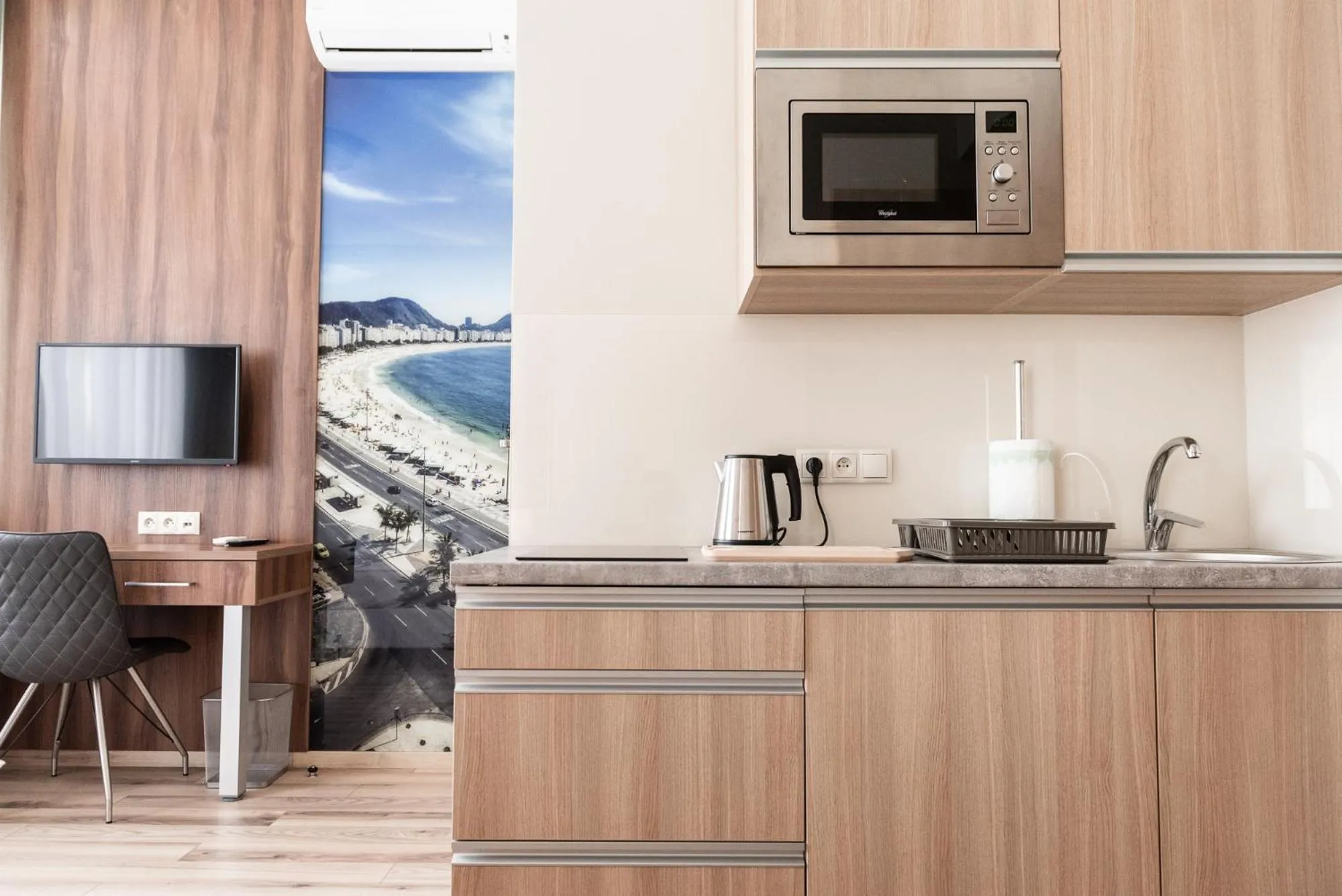 TV and multimedia in Metropolis Apartamenty Centrum