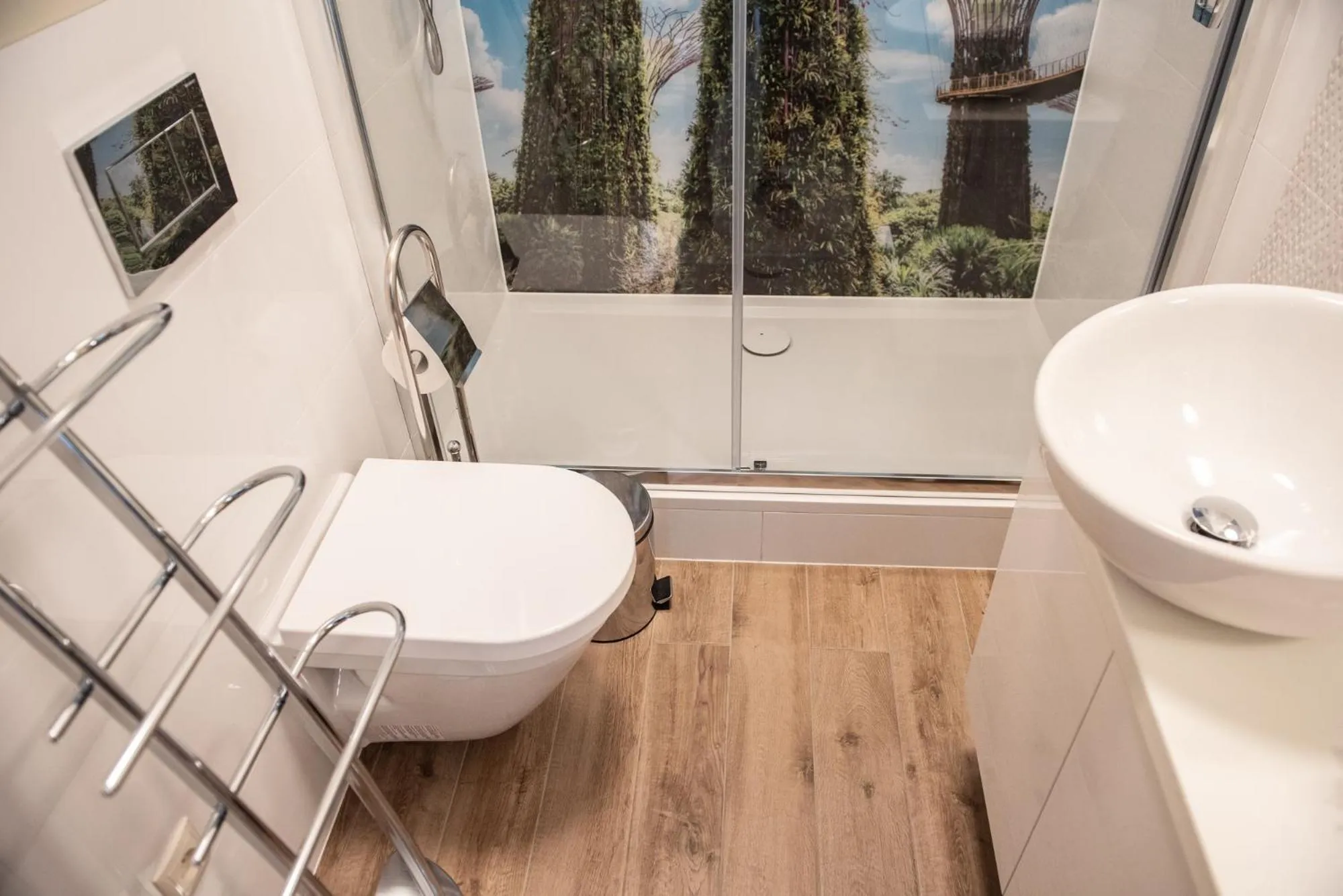 Shower in Metropolis Apartamenty Centrum