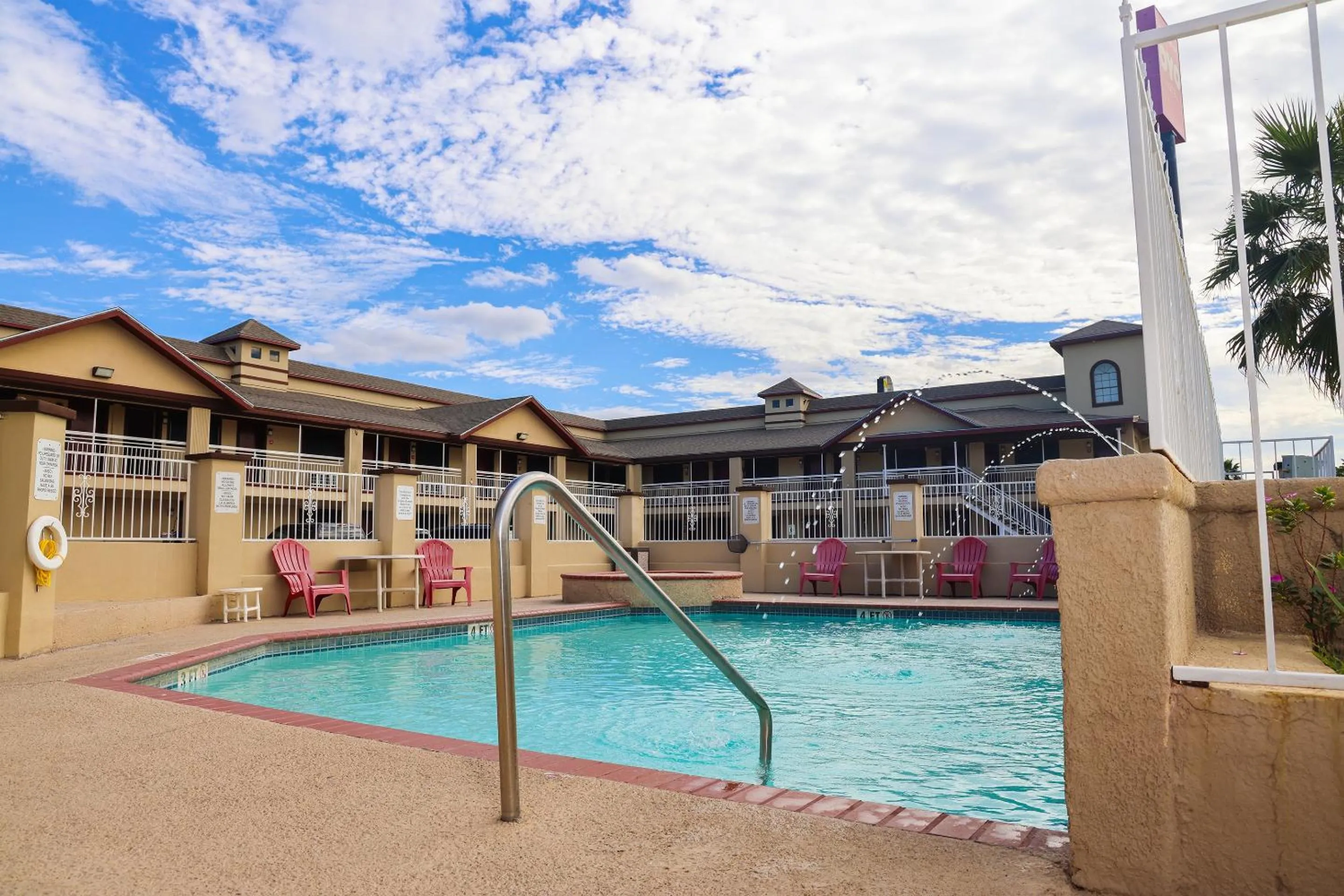 Swimming pool in OYO Hotel McAllen Airport South