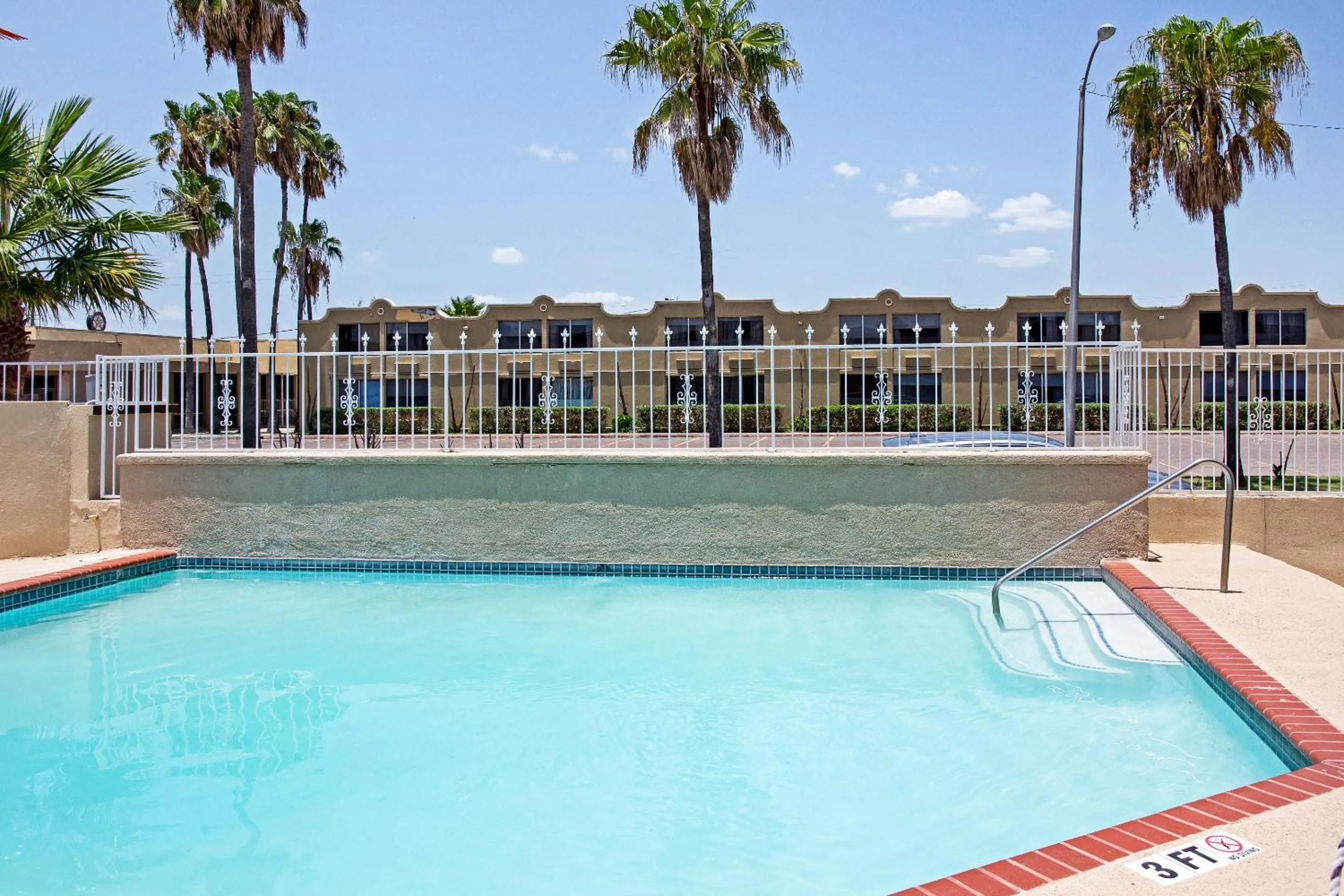 Swimming pool in OYO Hotel McAllen Airport South