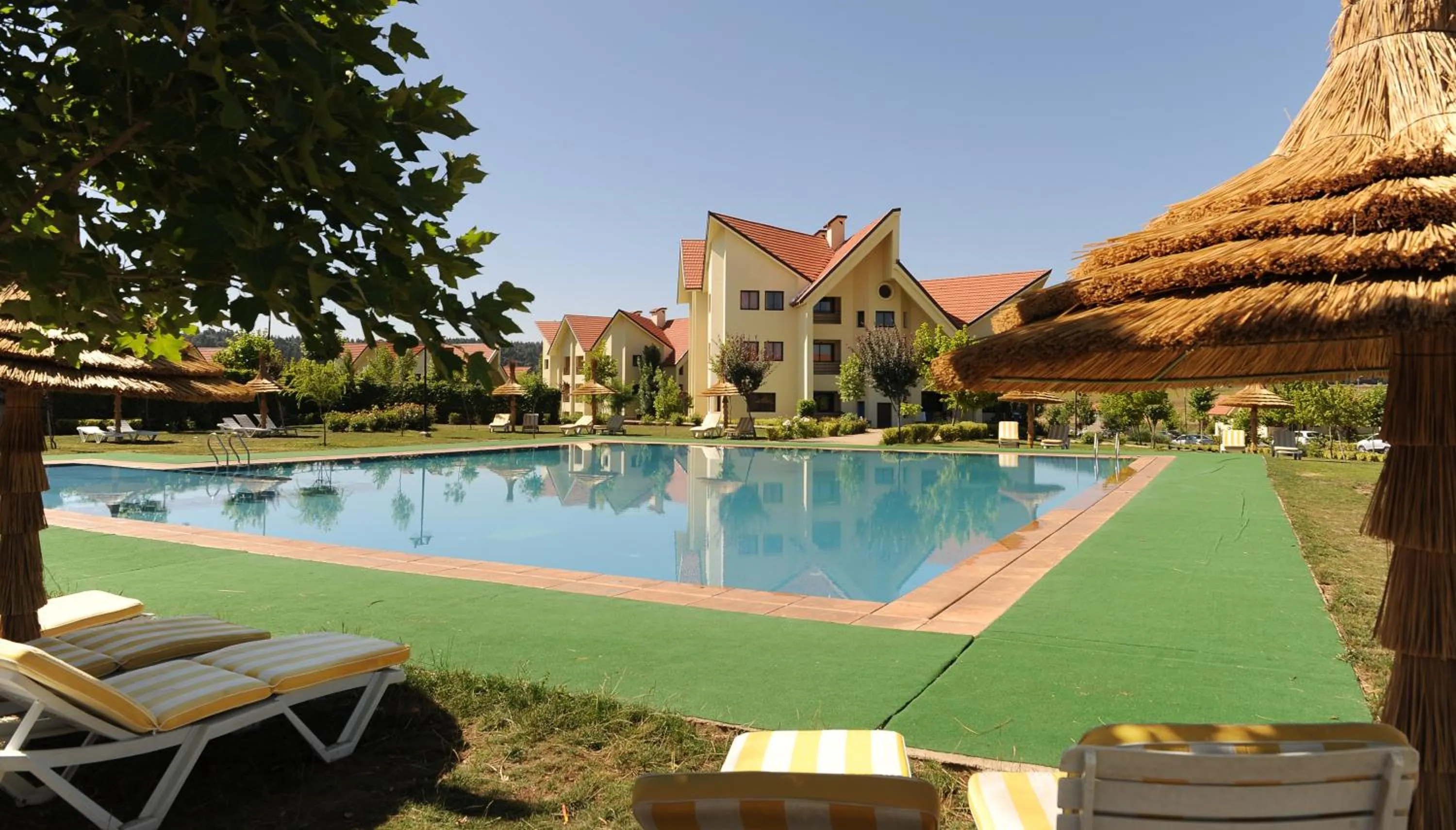 Pool view in Farah Inn Ifrane